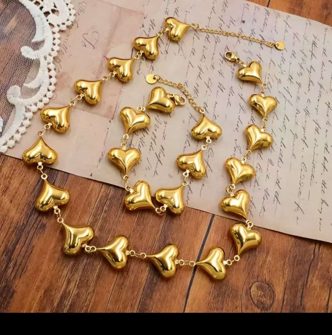 钛钢手串饰品手链 时尚手饰项链首饰 精美钛钢手链 女士潮流搭配手链首饰饰品