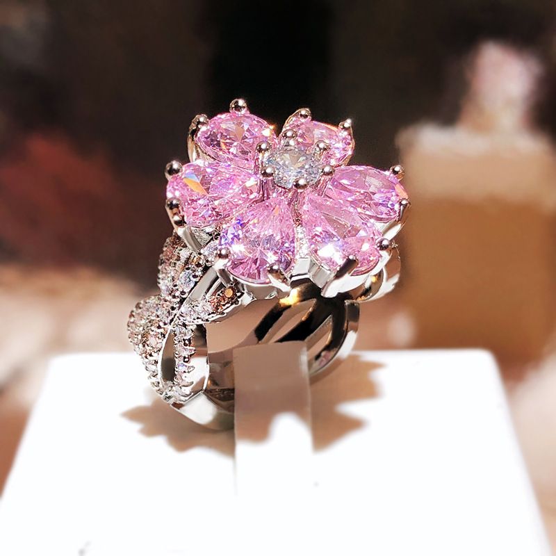 Best-selling pink heart-shaped silver zircon ring, sweet pink diamond ring for women's flowers, always love fashionable jewelry. Give gifts to friends Specification image
