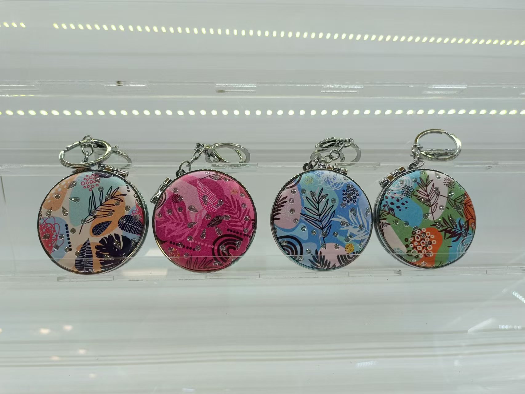 日用百货卫浴洗漱用品化妆镜台镜LED防碎镜子镜梳镜子多功能镜子整理用品卡通迷你化妆镜迷你化妆镜可爱化妆镜详情图8