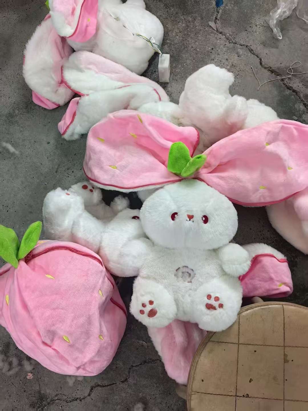 拉布布石膏娃娃玩具 洋娃娃公仔 儿童创意手工涂色娃娃及配件细节图