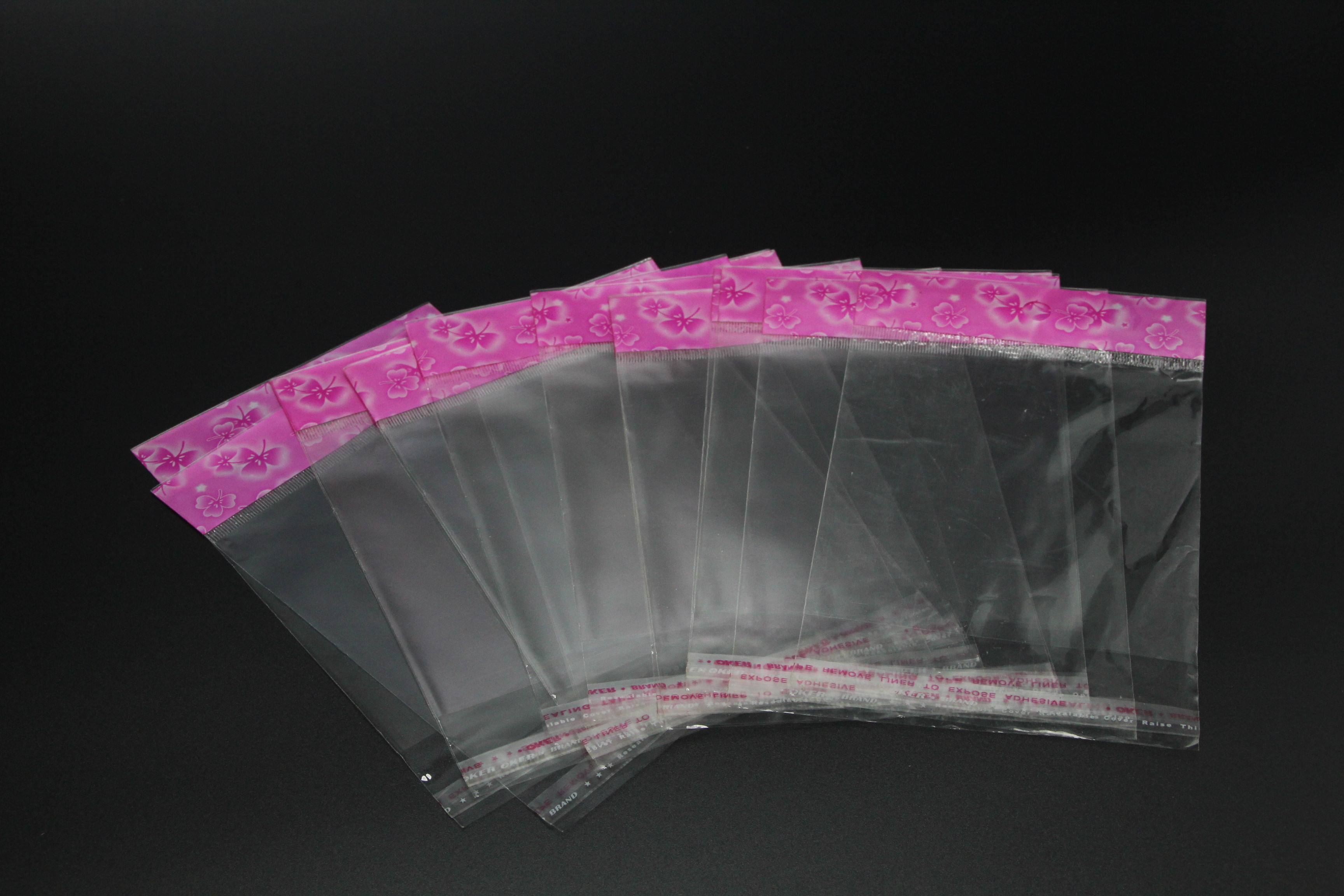 For details on customizing opp self-adhesive bags, flat bags, printed card head bags, please contact customer service Application Scenario