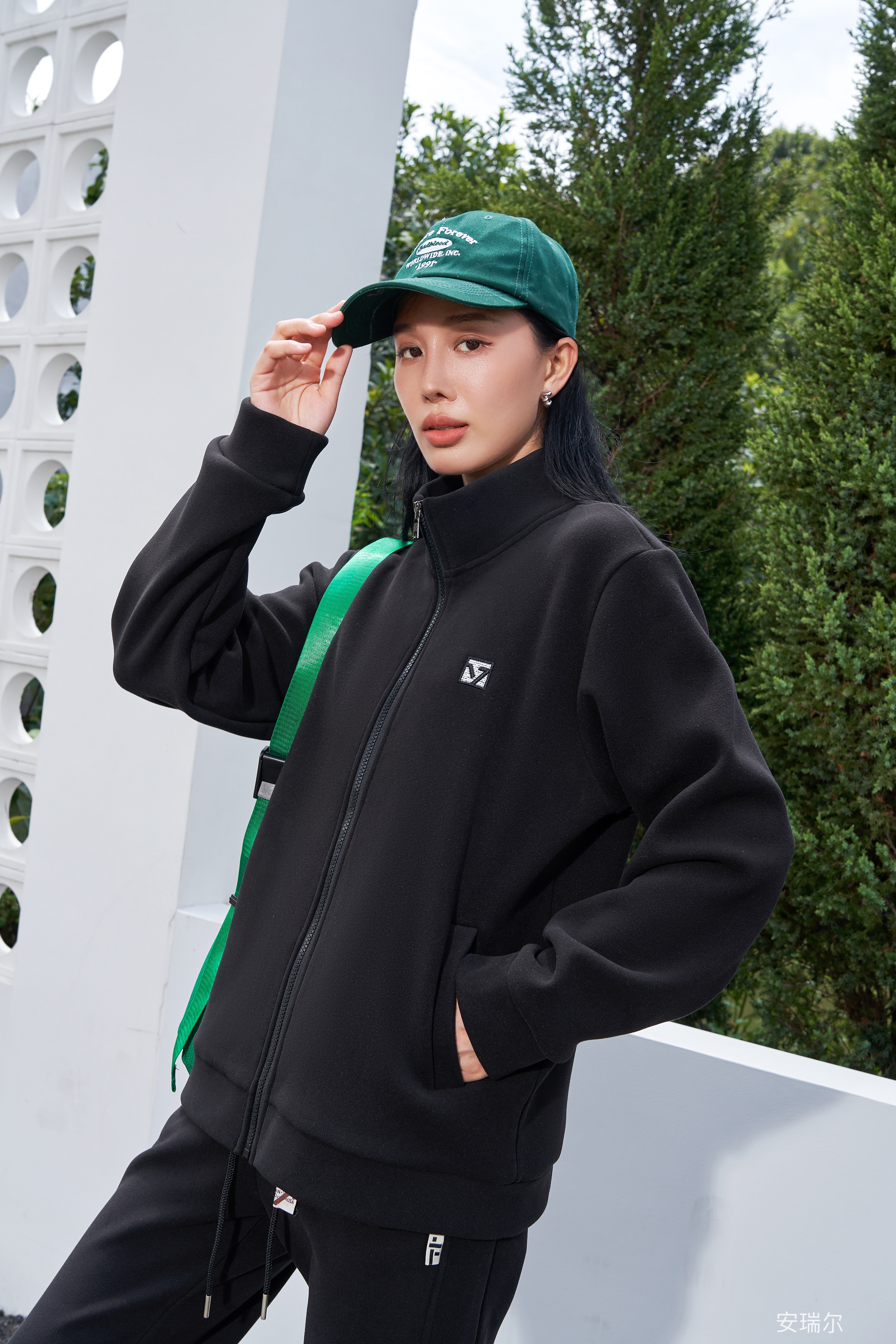 飞行员夹克/防晒衣物/jacket/冲锋衣/防晒衣男连帽户外产品图