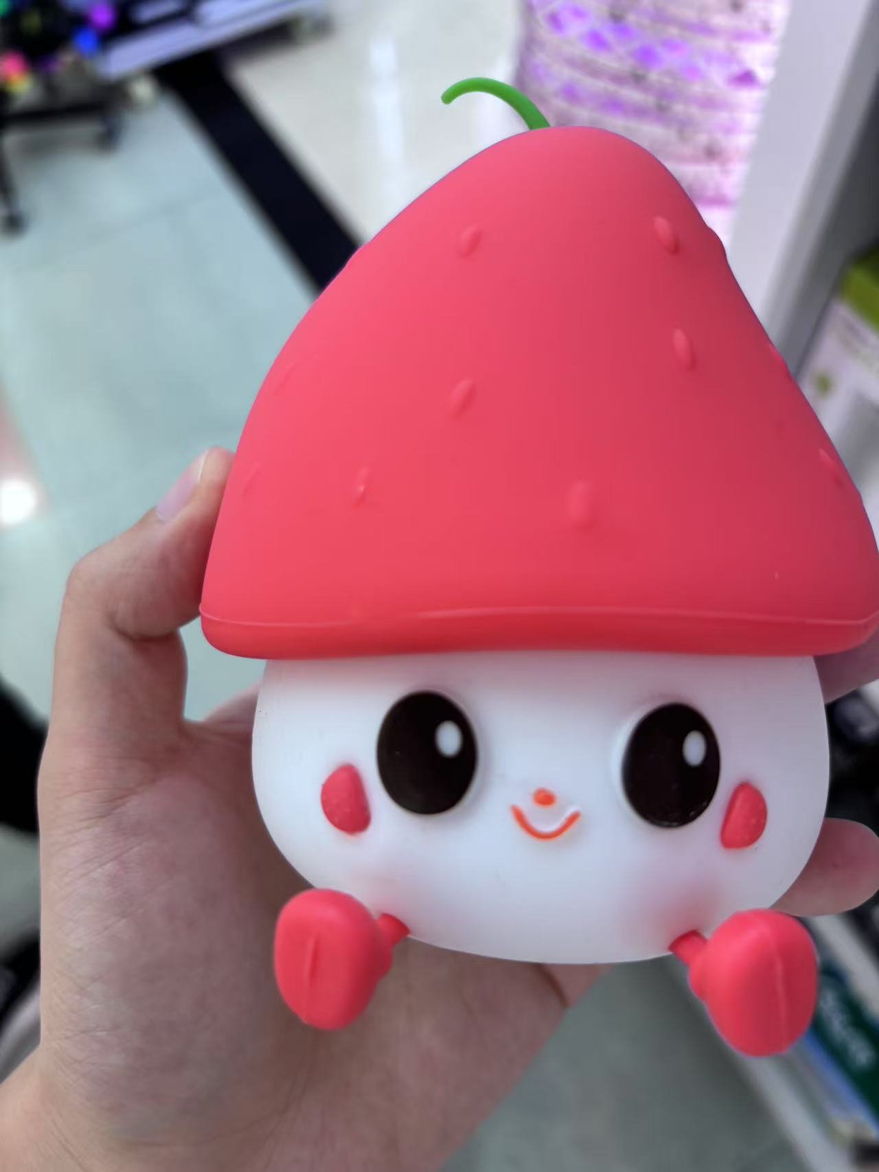 "National trend strawberry light, pat light, induction charging light, night light.