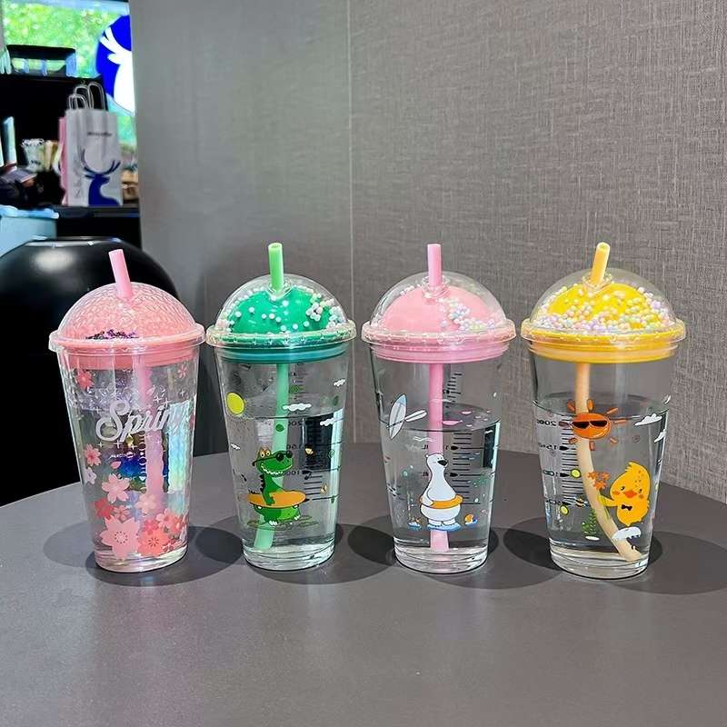 玻璃制品，玻璃杯，玻璃水杯，饮用水杯，日用百货，家具用品