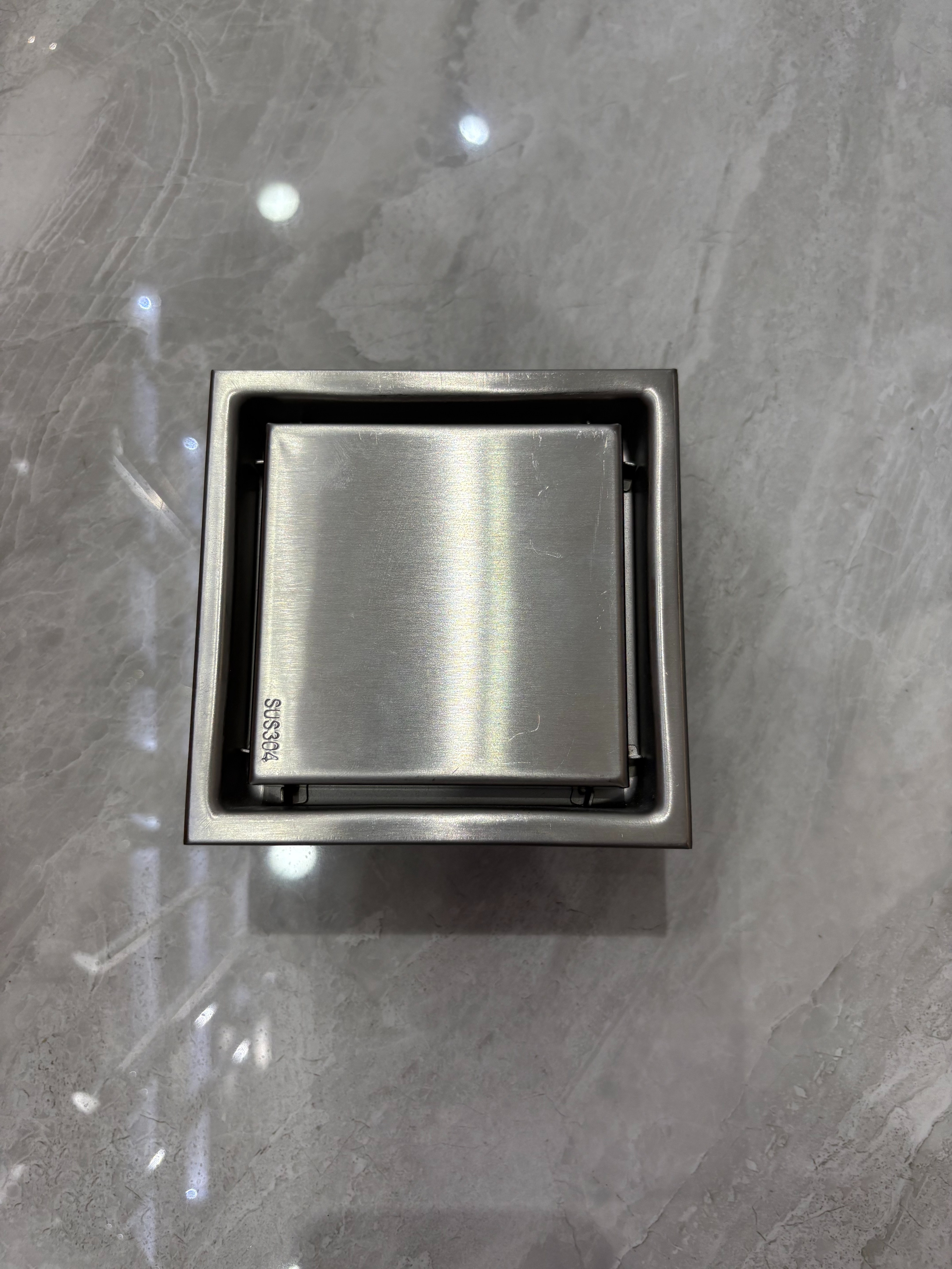 Thickened 304 stainless steel anti-odor floor drain, bathroom, toilet and washing machine dual-purpose anti-clogging and anti-insect floor drain, square Specification image