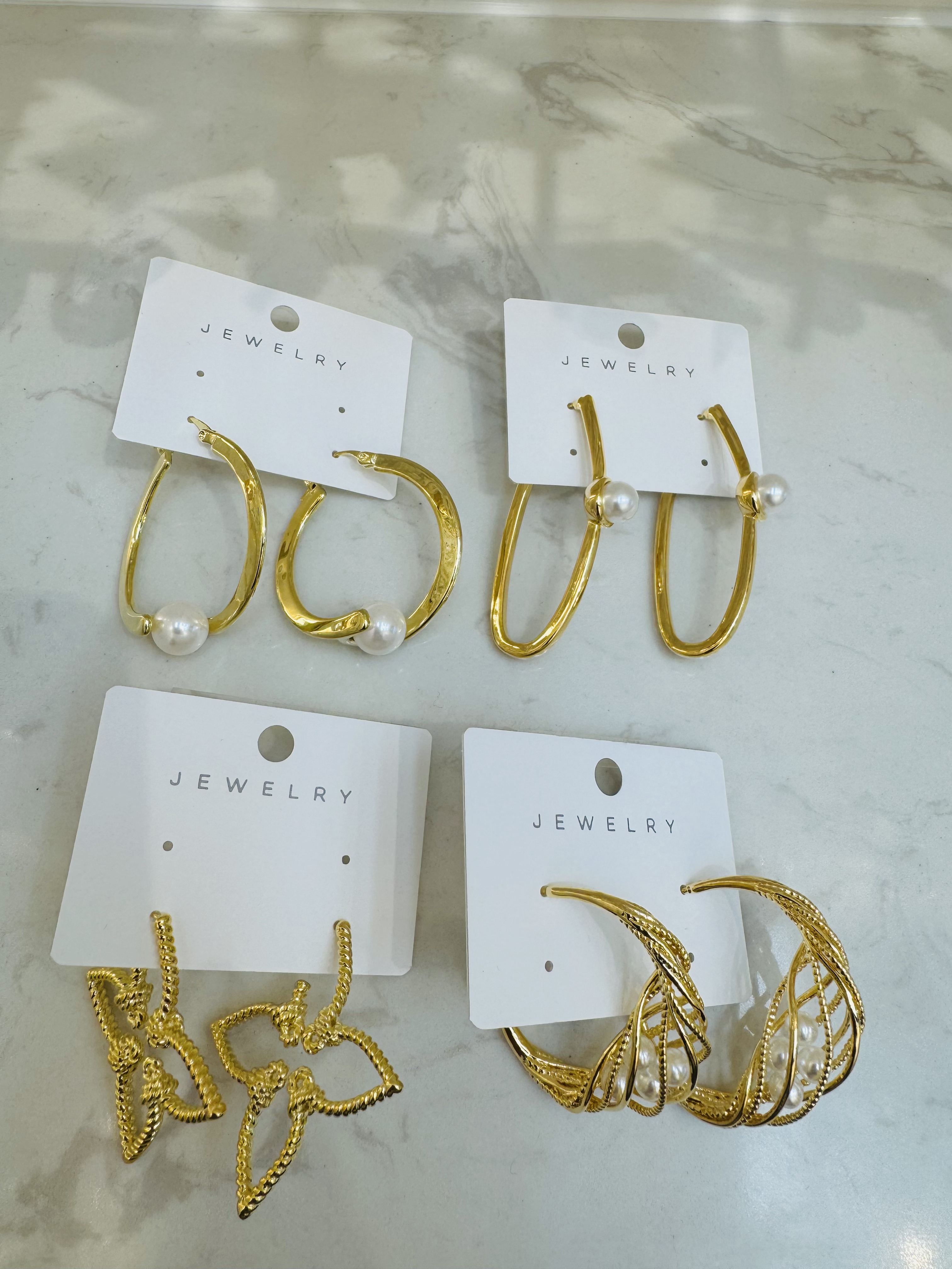 亚马逊跨境爆款夸张圆形高级感复古金色耳环法式风轻奢耳环细节图