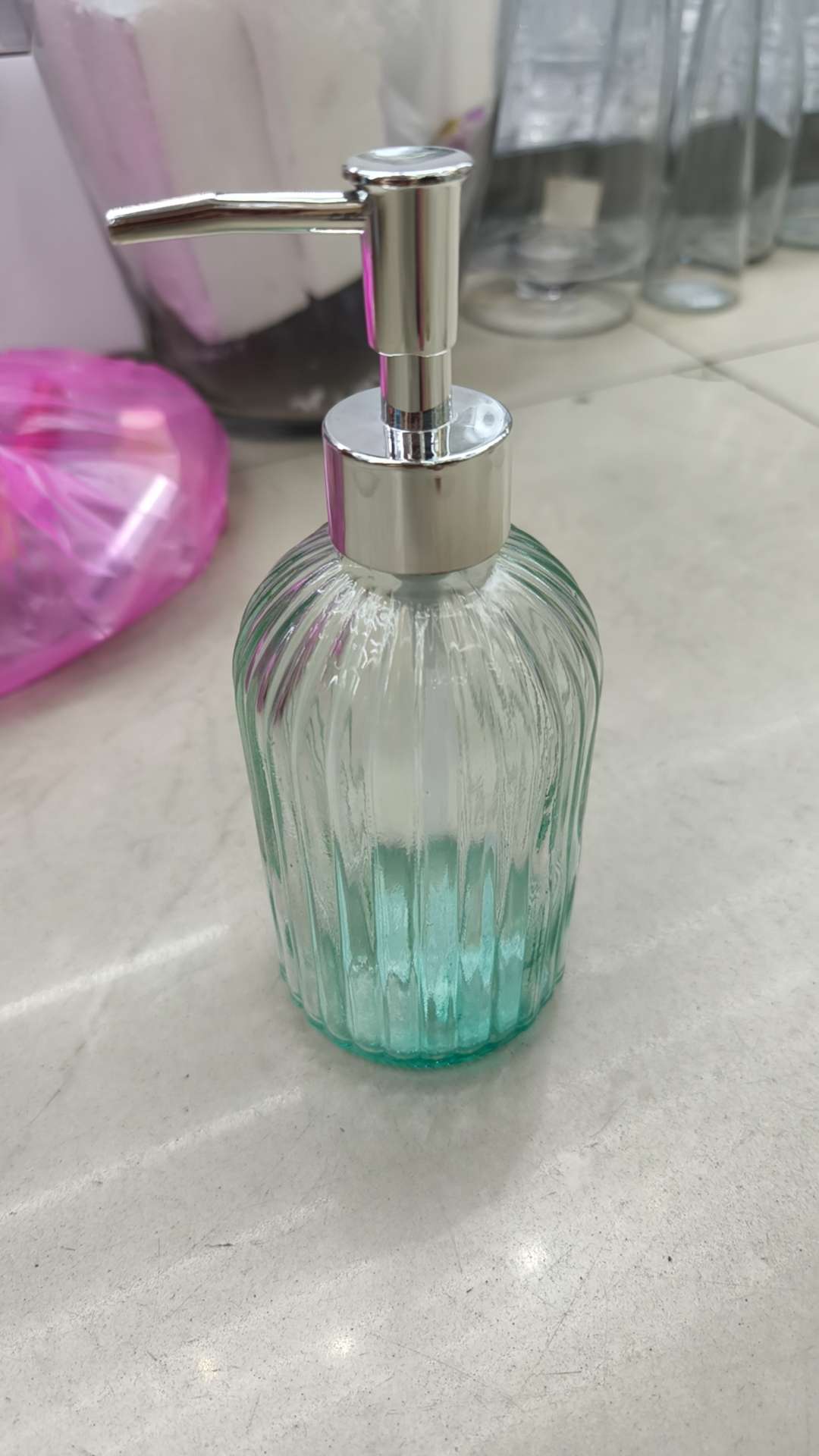 Glassware, daily necessities, toiletries, hand sanitizer bottles, glass bottles, daily cleaning products detail image 9