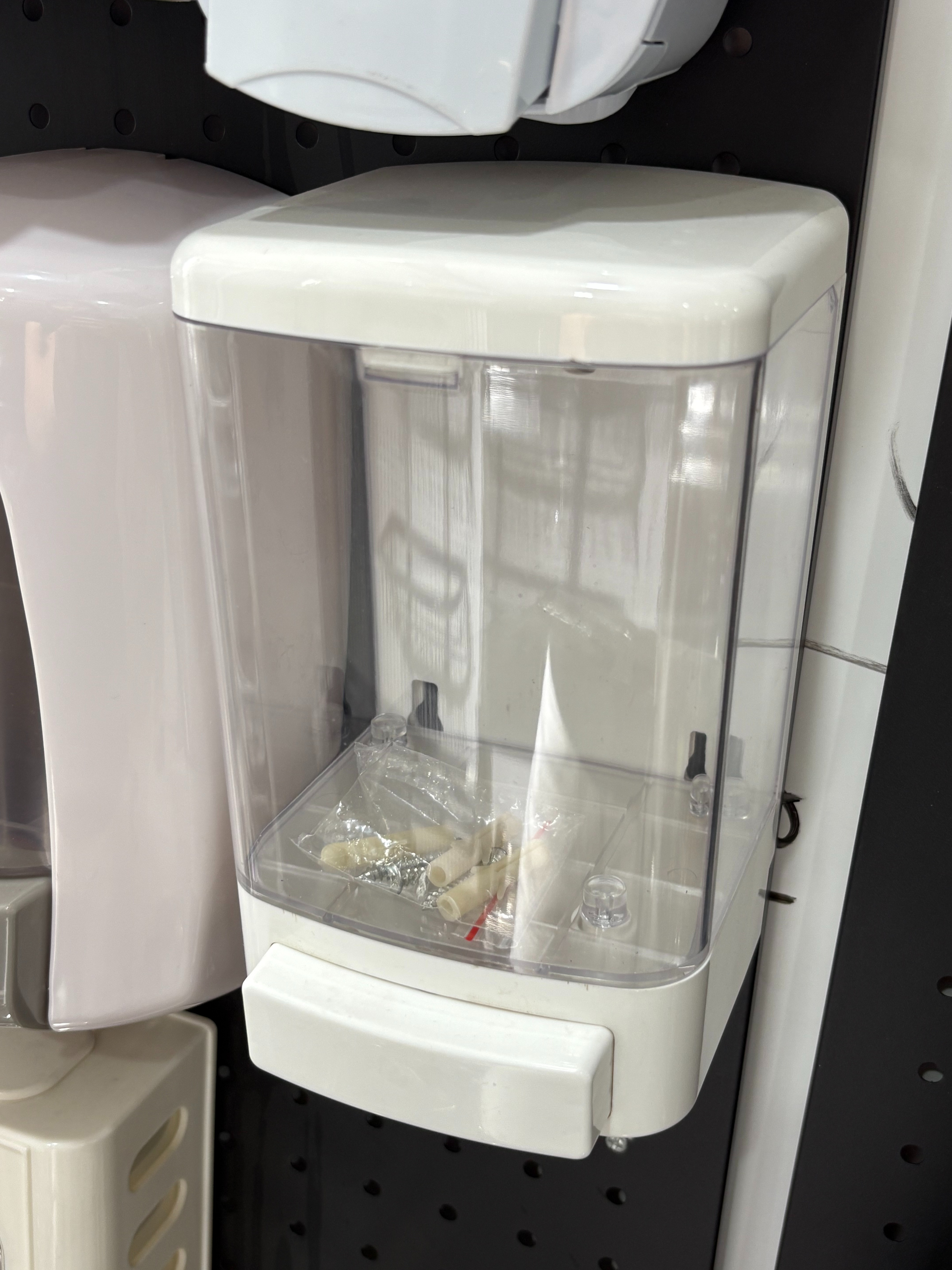 Press the soap dispenser bottle into the hotel bathroom manual large-capacity hand sanitizer box, shampoo and body wash box for the soap dispenser details Picture