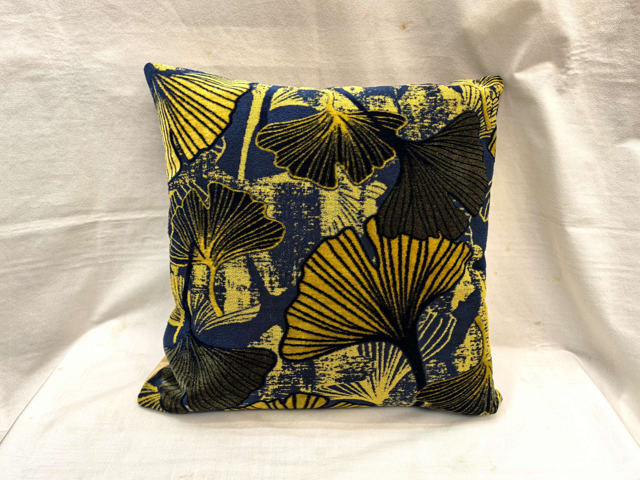 2025年新款割绒抱枕抱枕套靠垫靠垫套