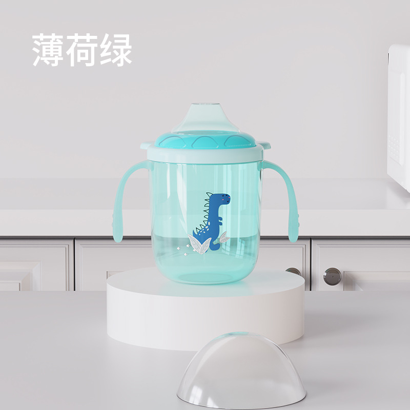 婴幼儿学饮杯实物图