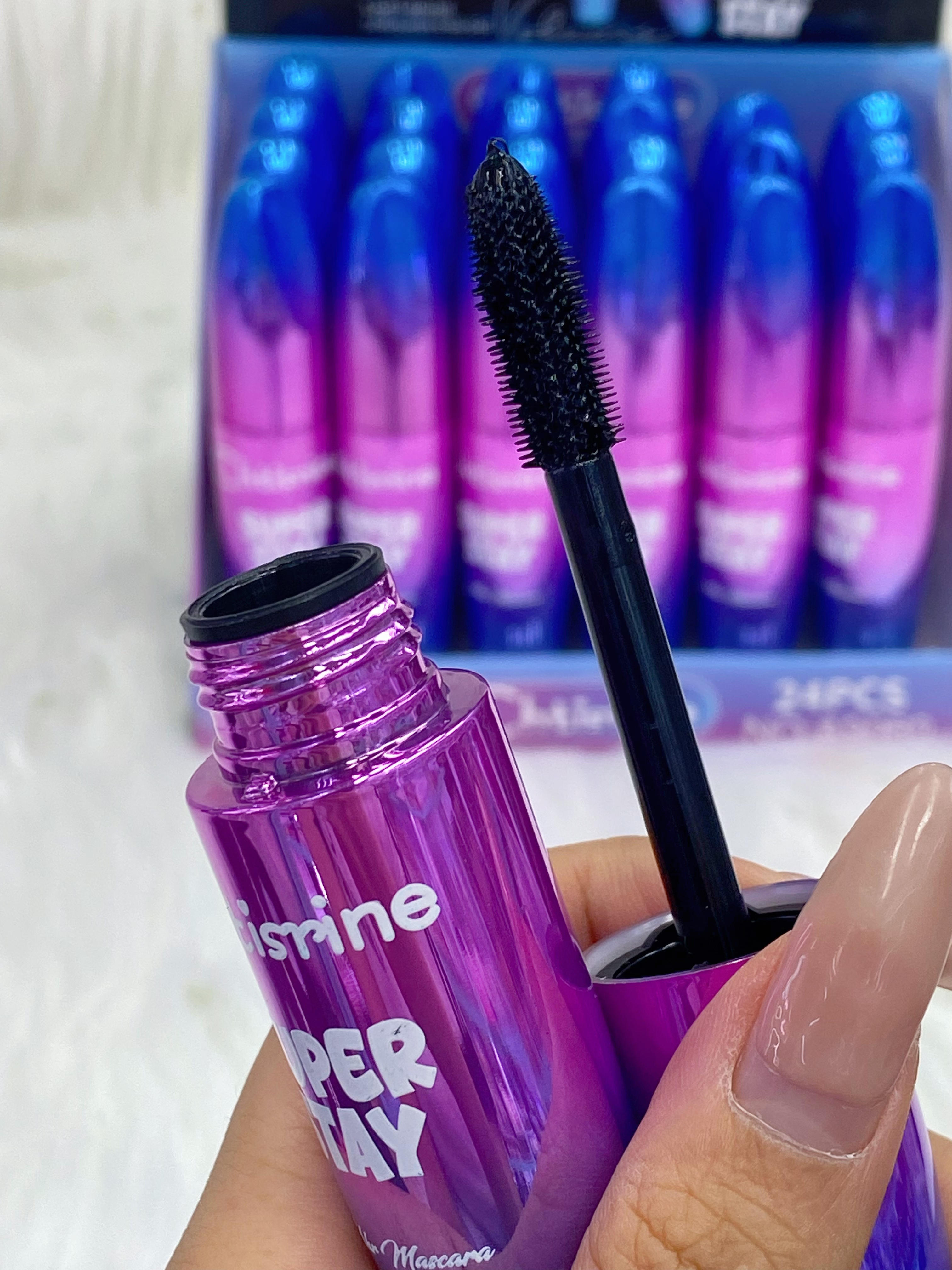 Chtisrine's new type of thick, curling, waterproof and long-lasting Mascara makeup is in stock for foreign trade details Picture