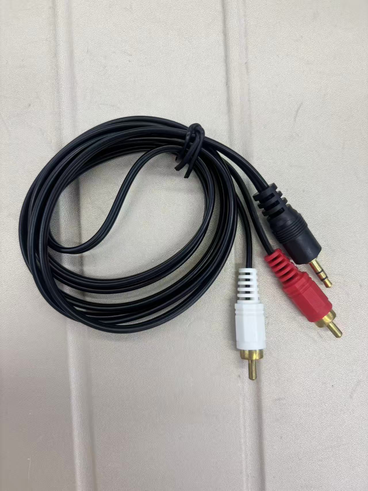 1 to 2 audio cable, 3.5mm high-quality audio cable for both computers and mobile phones full figure