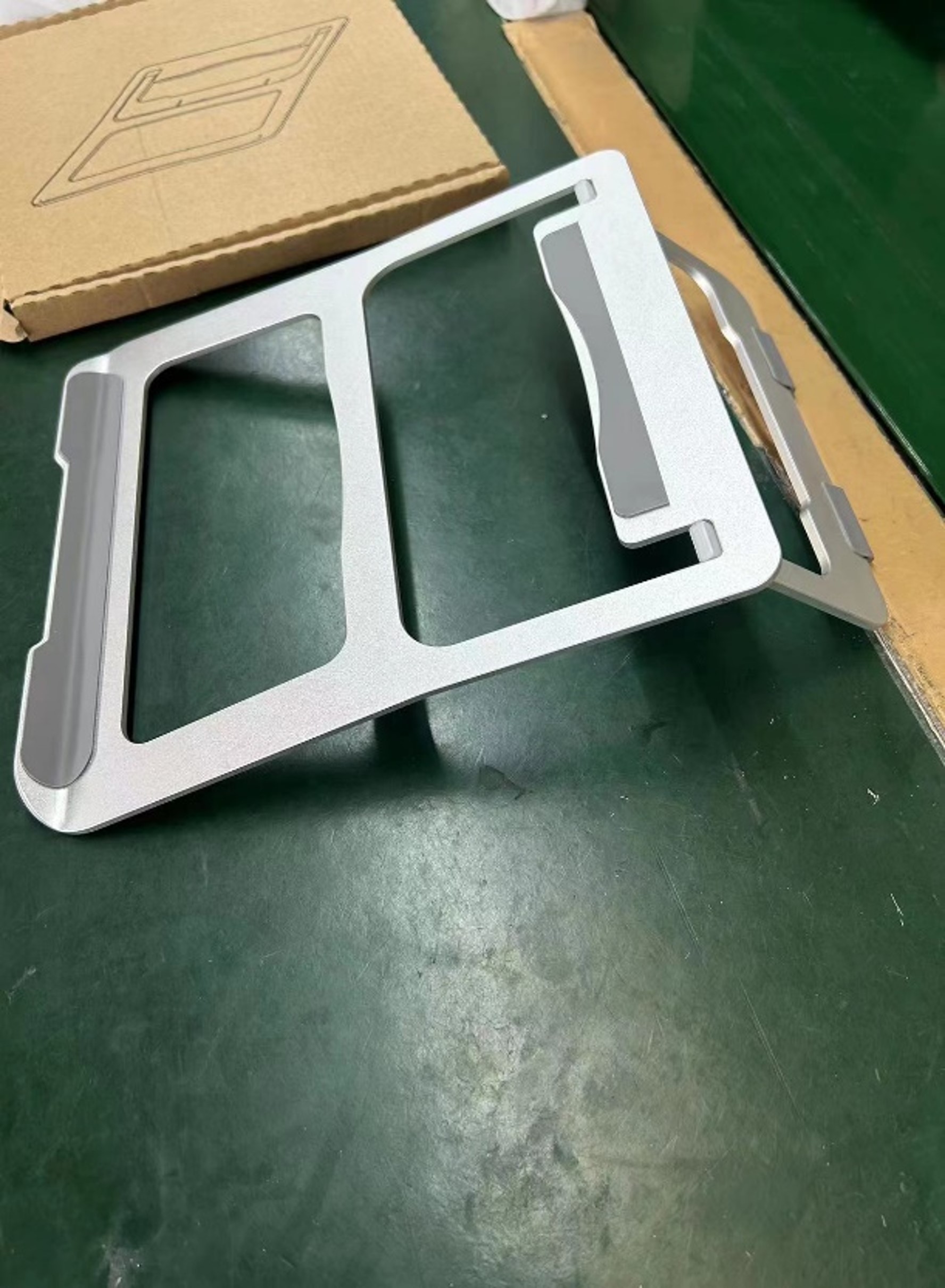 笔记本电脑支架托架学生宿舍桌面可升降增高便携手提折叠旋转多功能散热架详情图5