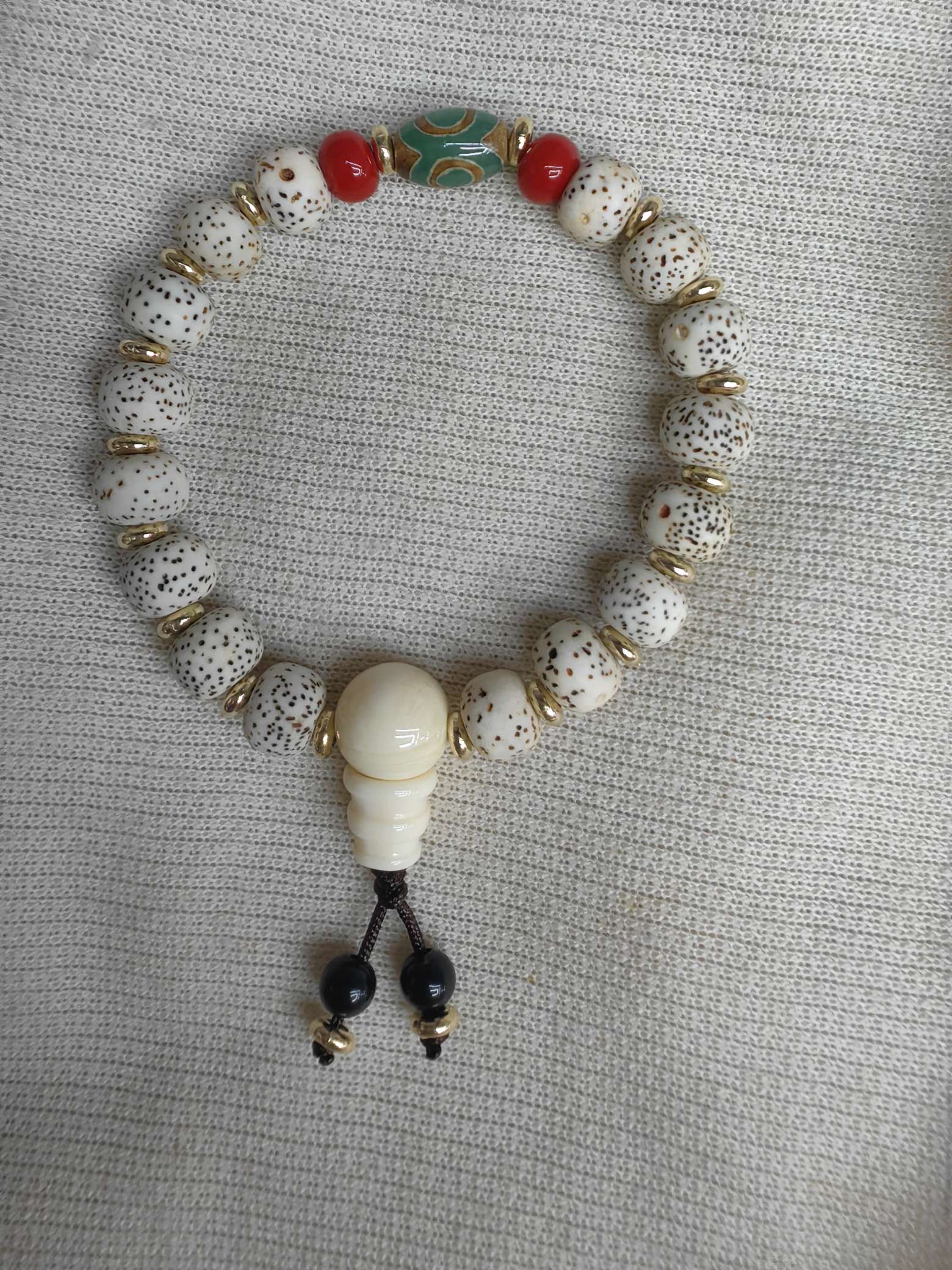 Star and Moon Bead bracelet as a collectible Specification image