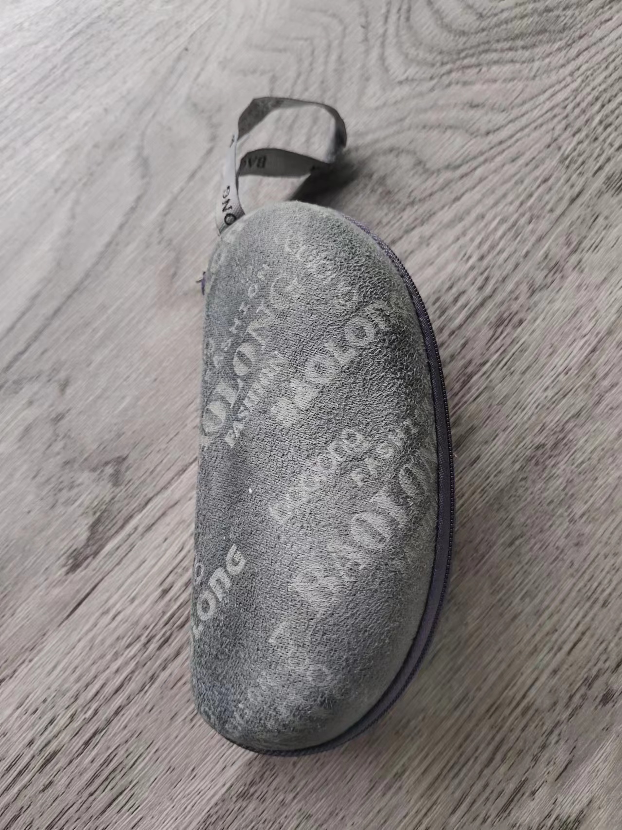 眼镜盒