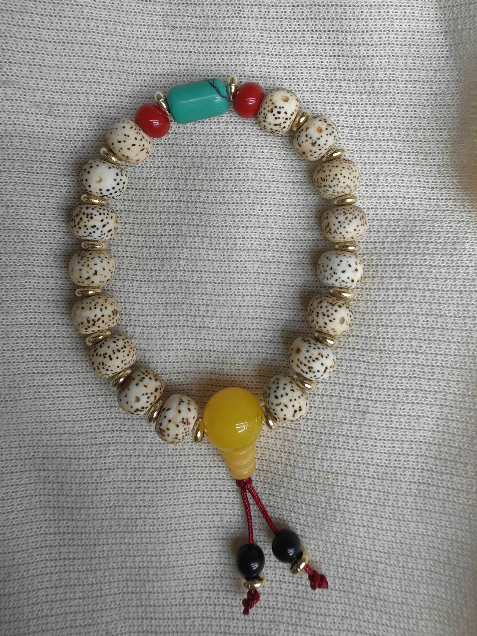 Star and Moon Bead bracelet as a collectible details Picture