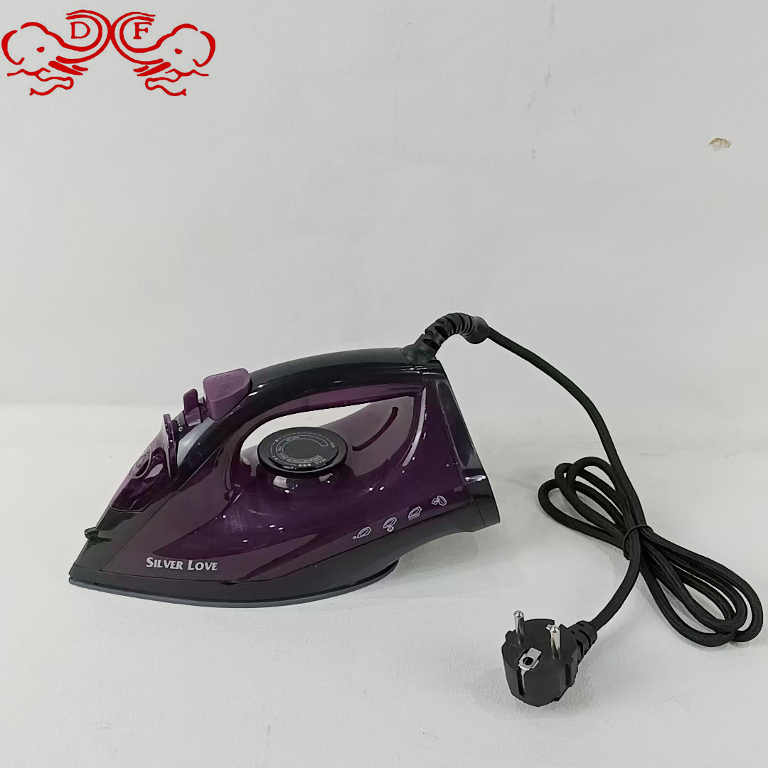 电熨斗/熨烫机/Steamiron/RAF/迷你电熨斗白底实物图