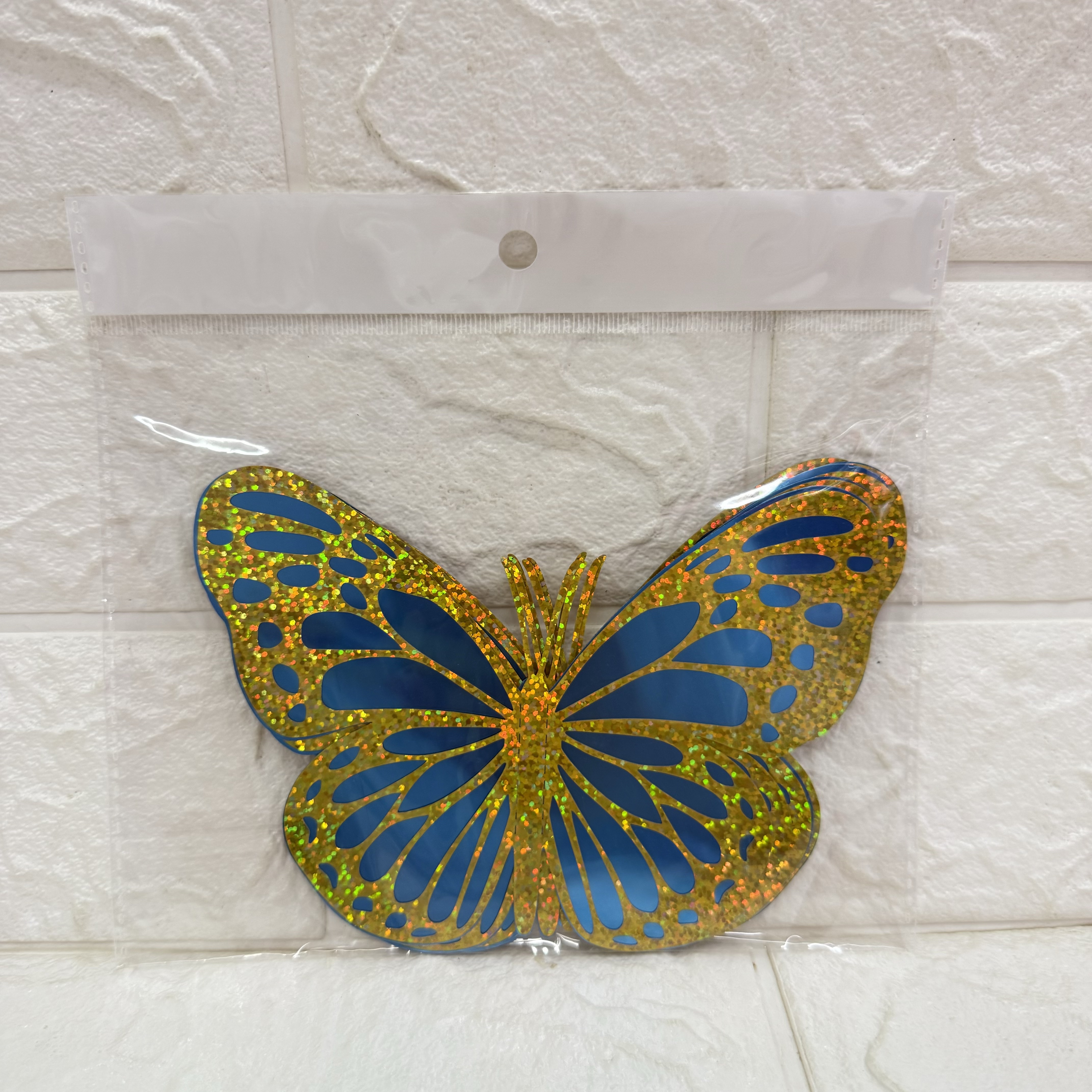 Double-layer butterfly decoration: 6 laser-engraved hollowed-out butterflies, 3D three-dimensional simulated butterfly decoration Specification image