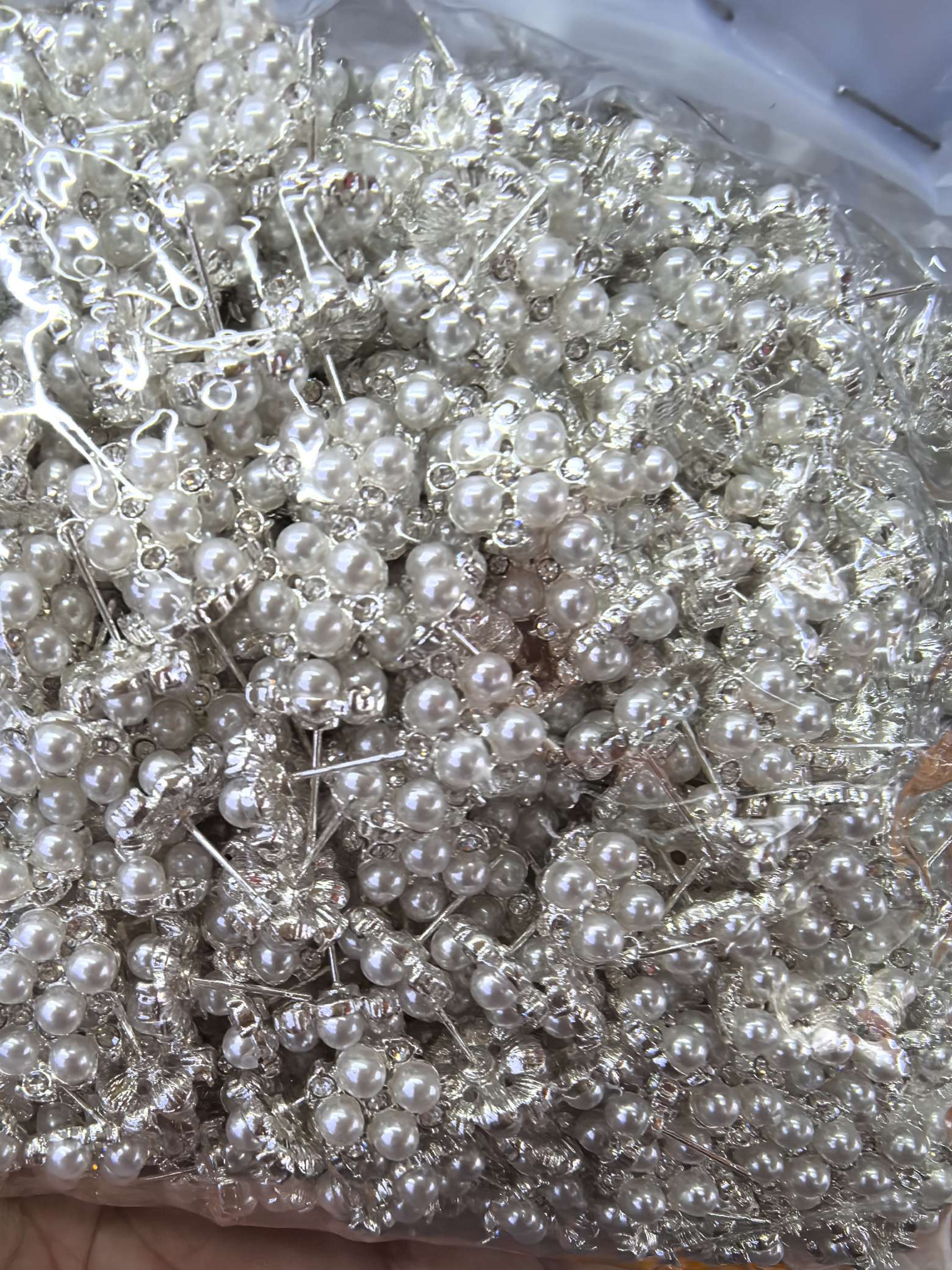 Cherry ear studs, pure silver ear needles, earrings, fashionable and simple design, versatile accessories, trendy and light luxury accessories, earrings, cherry ear studs, pure silver ear studs Specification image