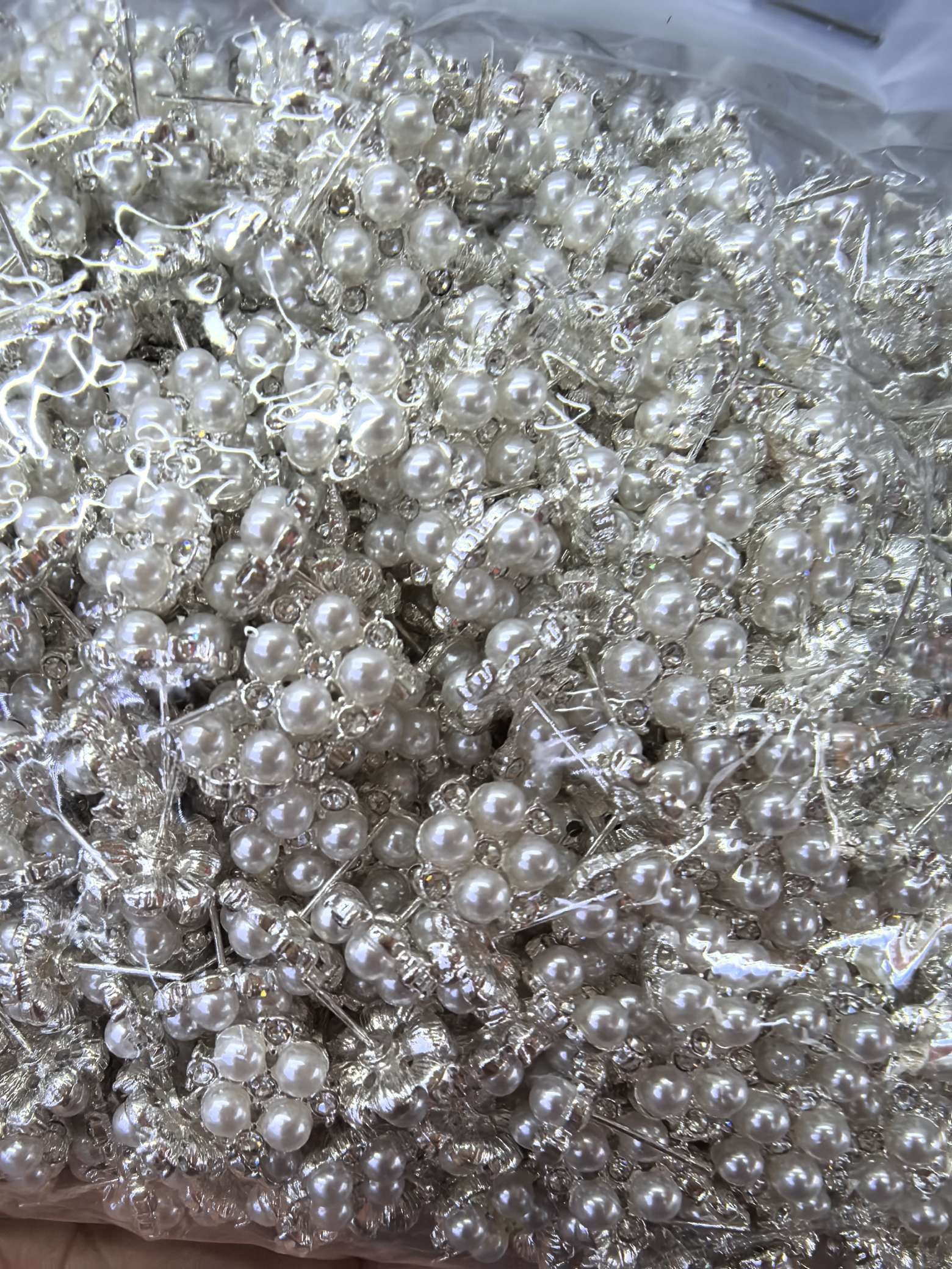 Cherry ear studs, pure silver ear needles, earrings, fashionable and simple design, versatile accessories, trendy and light luxury accessories, earrings, cherry ear studs, pure silver ear studs details Picture