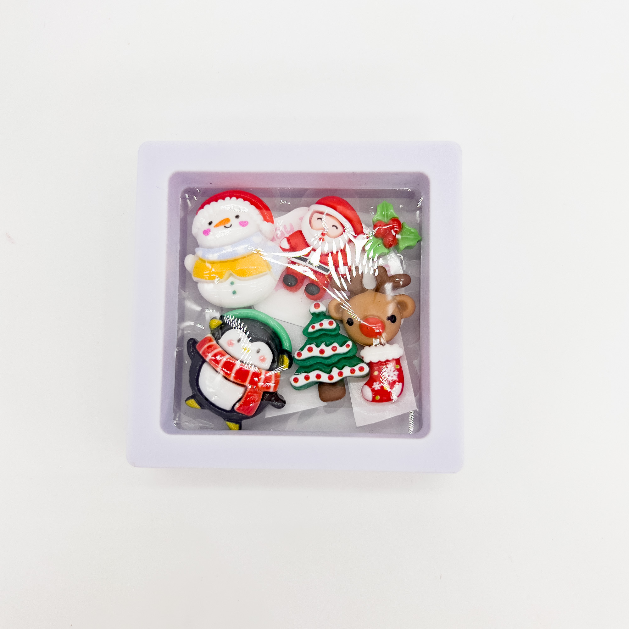 圣诞摆件卡通diy饰品配件手机壳洞洞鞋贴片发夹发饰饰品配饰仿真树脂圣诞系列手工配件混款可粘贴可爱少女心小女孩卡通现货批发详情6