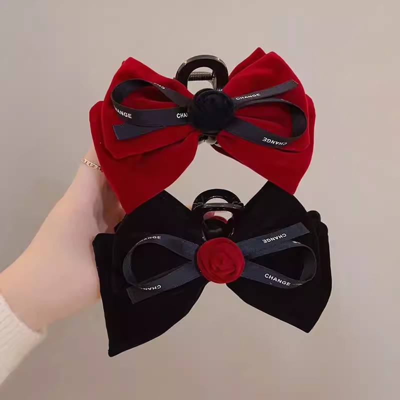 Chiffon small rose flower bow headband, a must-have versatile accessory for pig-shaped girls. 7458789