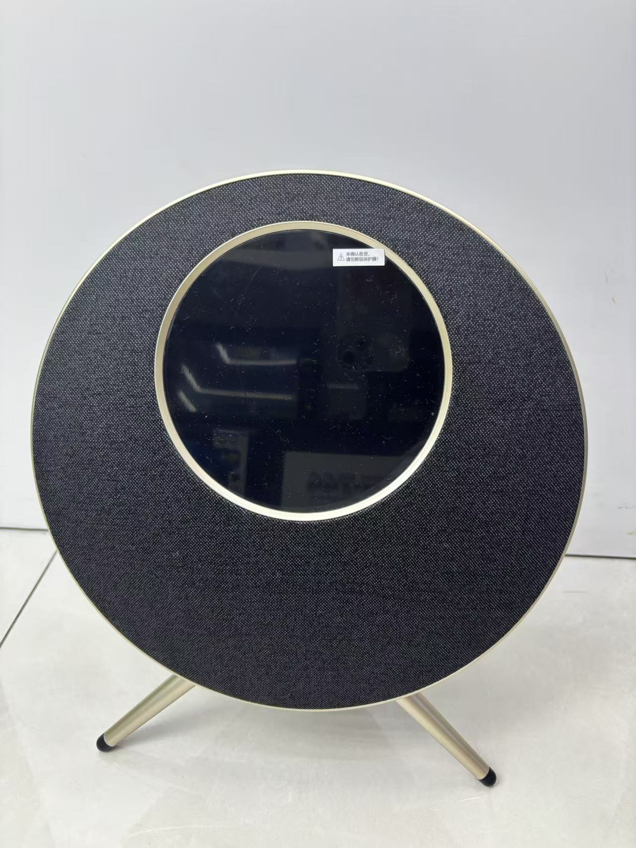 Smart speaker with clock display and high-fidelity sound quality Bluetooth speaker full figure