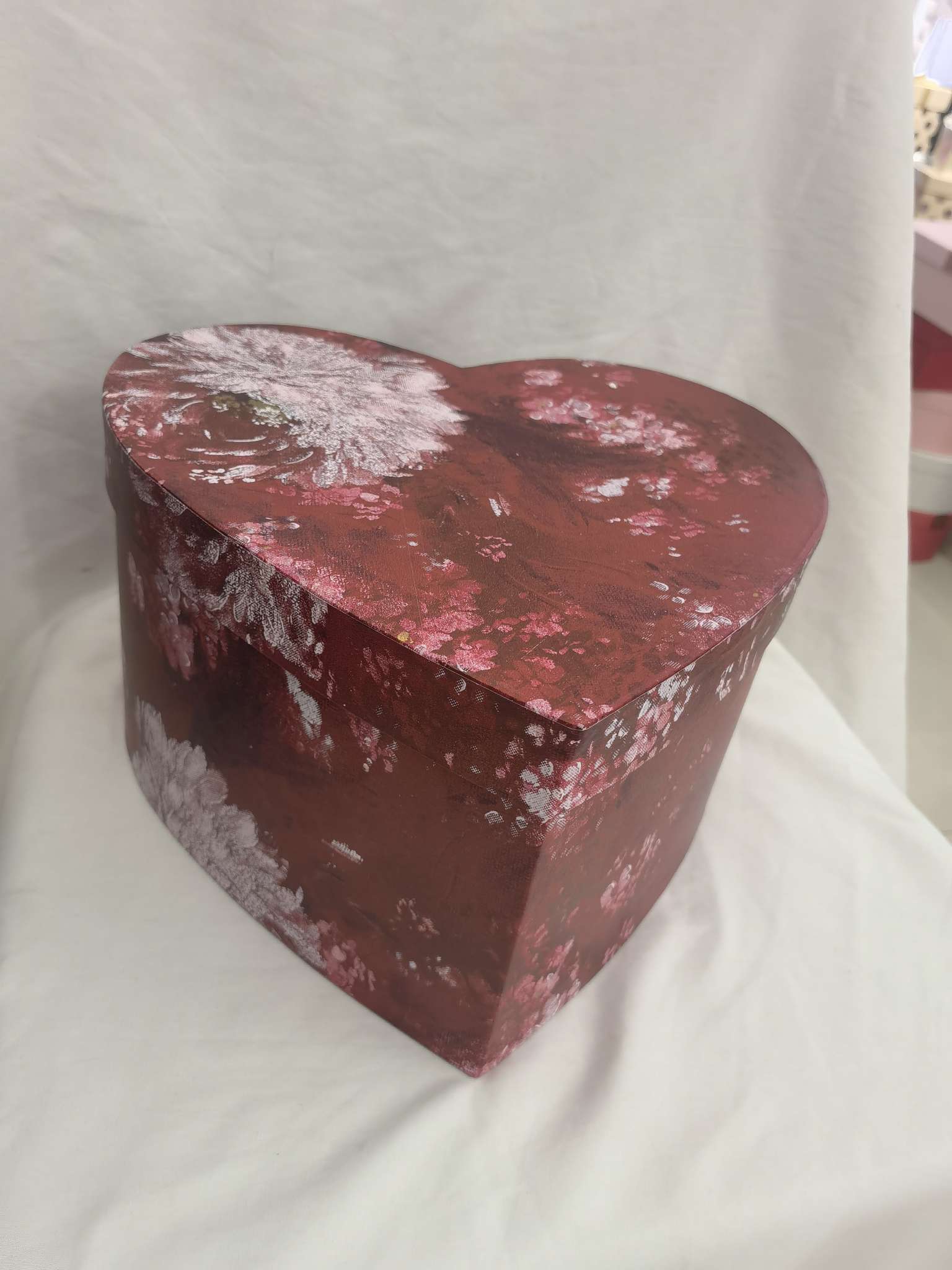 国潮礼盒 桃心 红