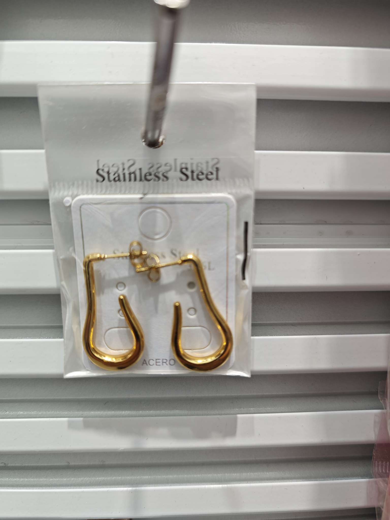 丽丽钢饰 简单大方 个性独特 彰显魅力风采耳饰详情图1