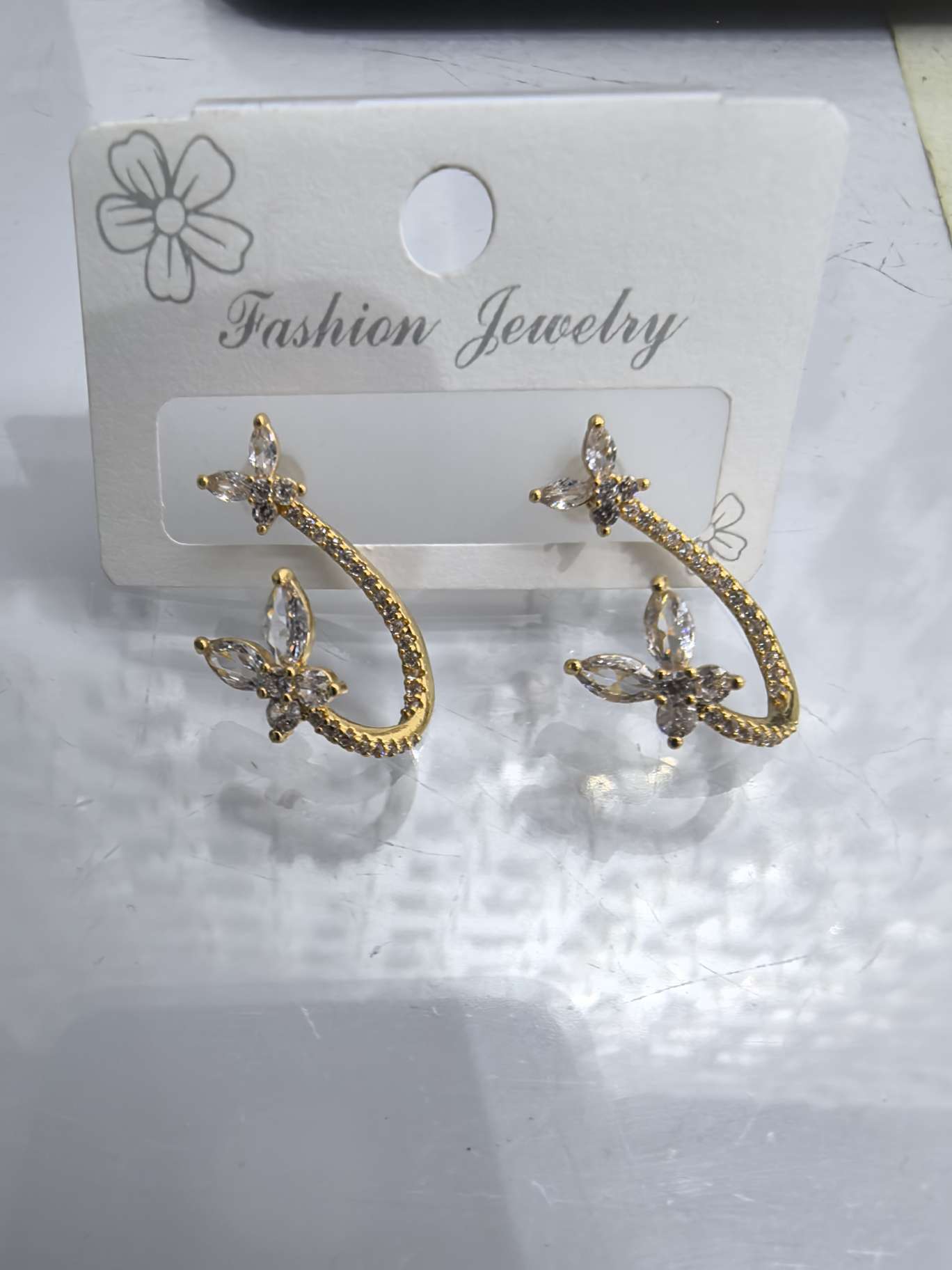 锆石耳环蝴蝶耳环时尚简约百搭饰品精致耳饰潮流设计