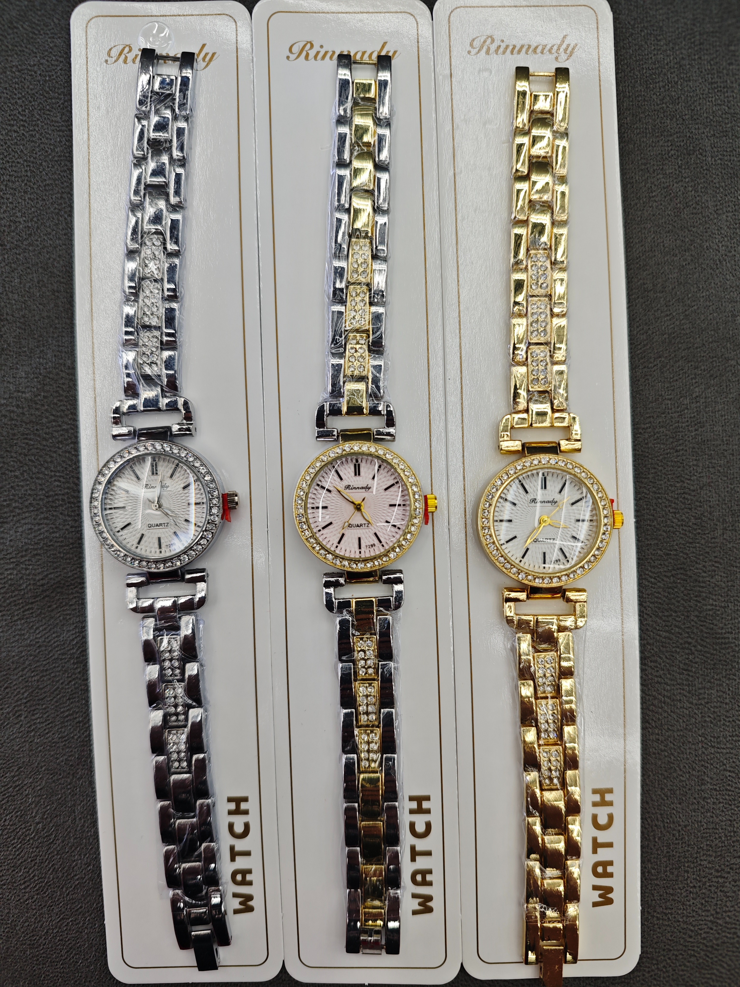 Watch manufacturer's diamond-encrusted gold, silver and quartz watches, waterproof for daily life, fashionable and trendy, classic design, couple clothing and accessory watches 9