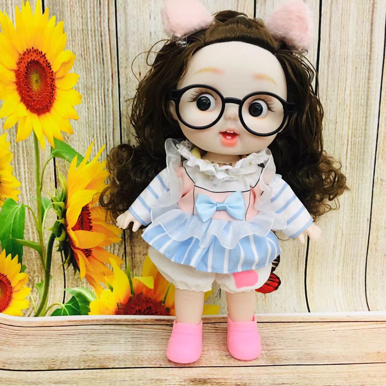 娃娃玩具配件实物图