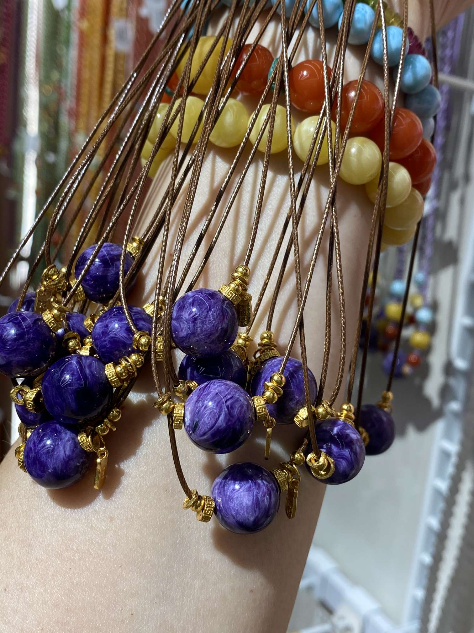 天然玉石颈饰 时尚简约珠宝饰品 精美设计百搭项链 礼品佳选