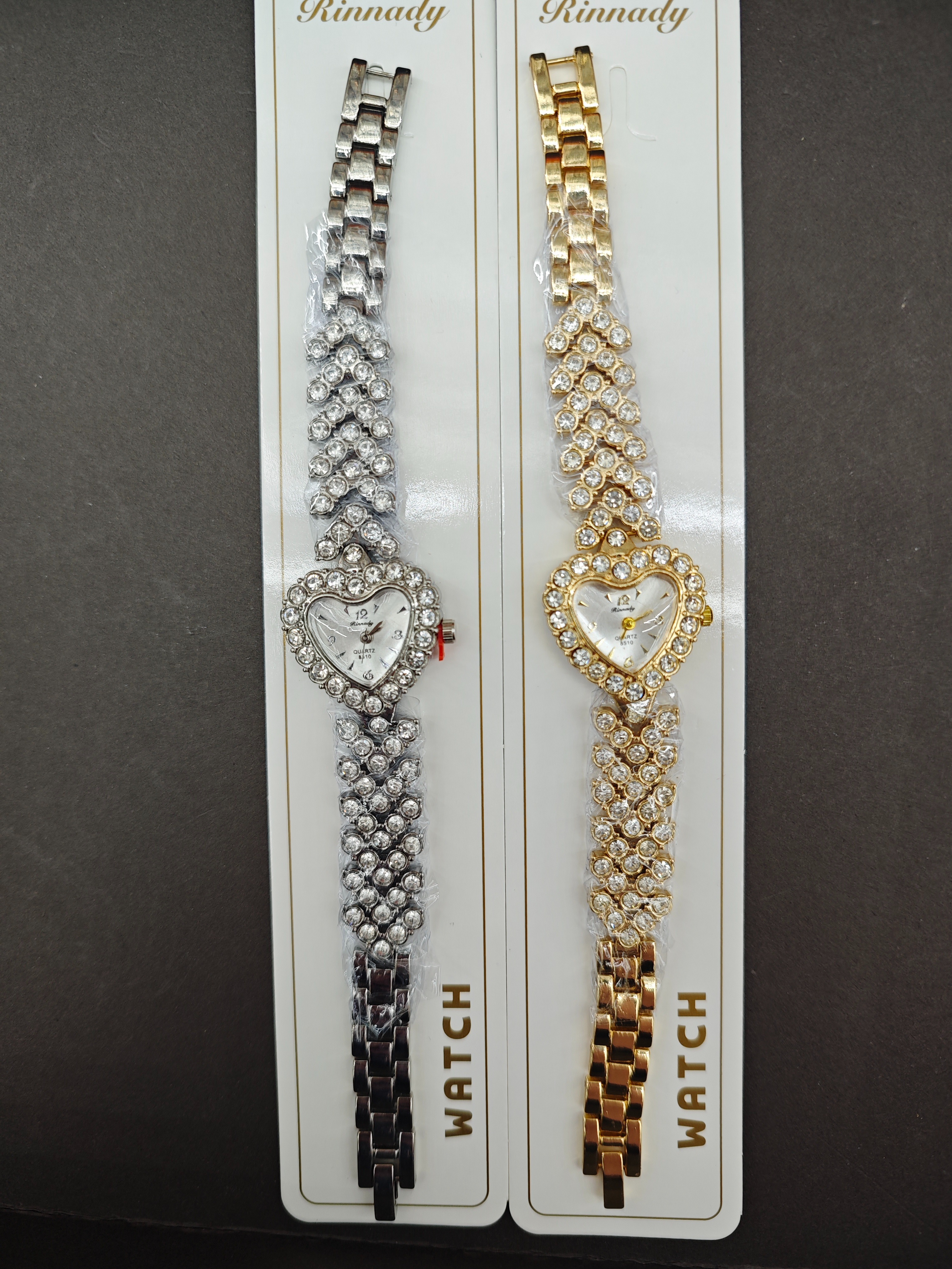 Watch manufacturer's diamond-encrusted gold, silver and quartz watches, waterproof for daily life, fashionable and trendy, classic design, couple clothing and accessory watches 12