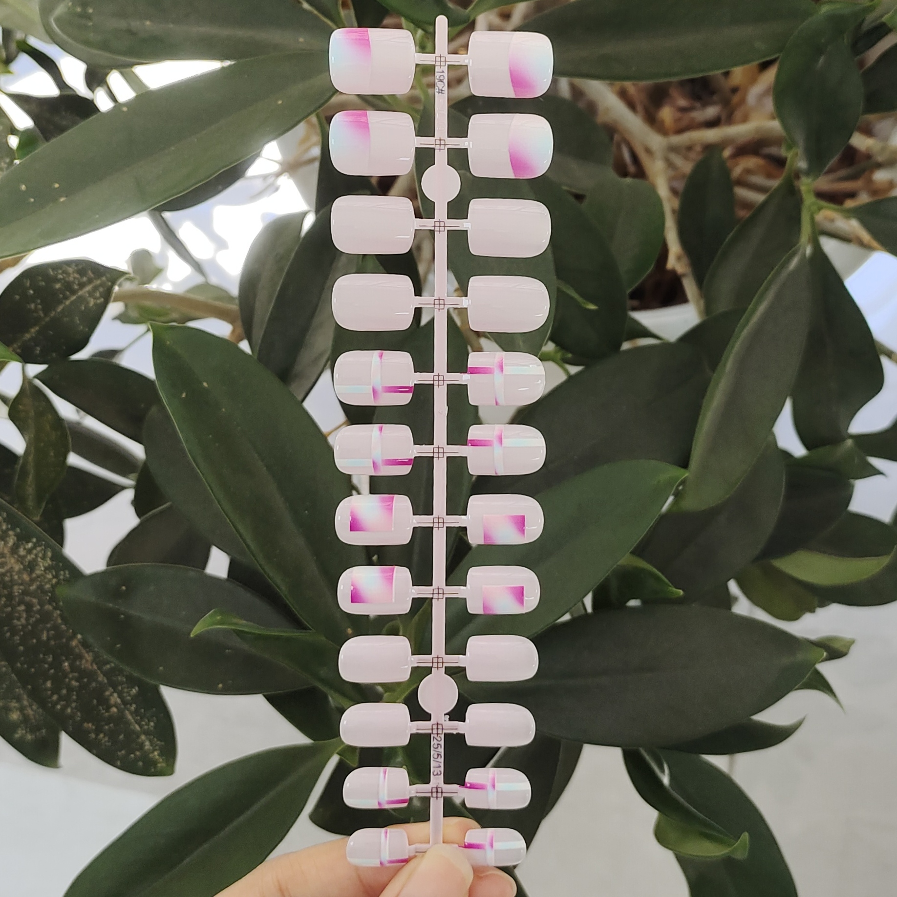 24 PCS PRESS ON NAIL TIPS SHORT SQUARE SHAPE PINK PATTERN WITH CAT EYE WITH PRINT CRAFT full figure