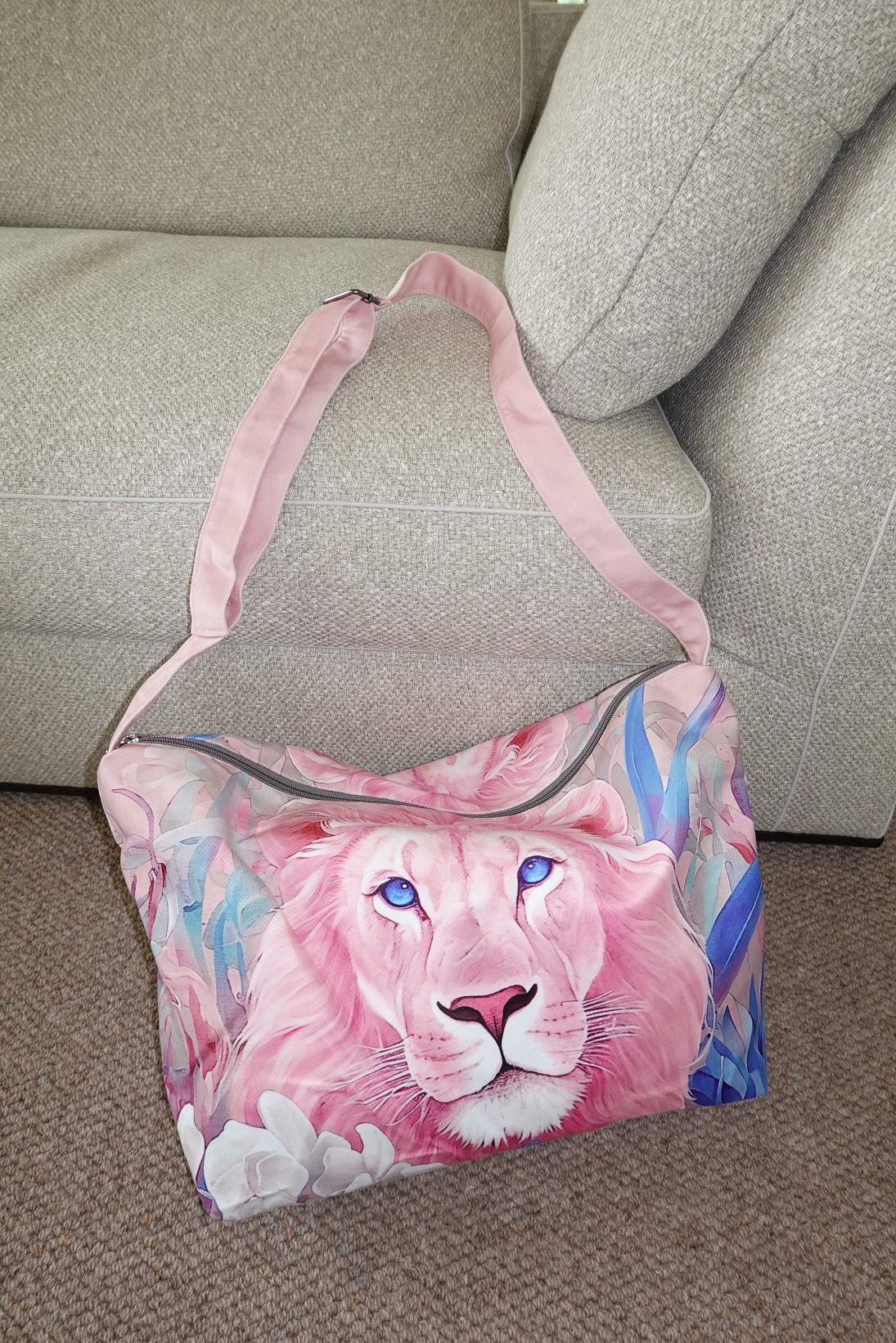 插画艺术时尚可爱白搭潮流女单肩斜跨慵懒大包细节图