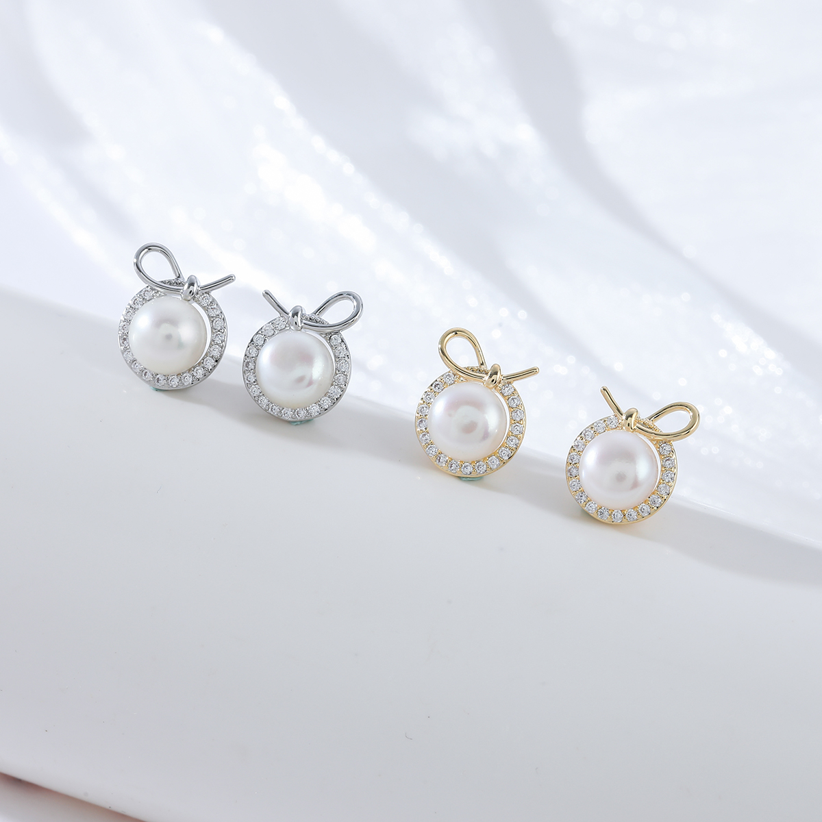 Xuhui brand exquisite and light luxury copper plated with real gold, zircon 925 silver needle, sweet pearl design, fashionable stud earrings and pendants Item Picture