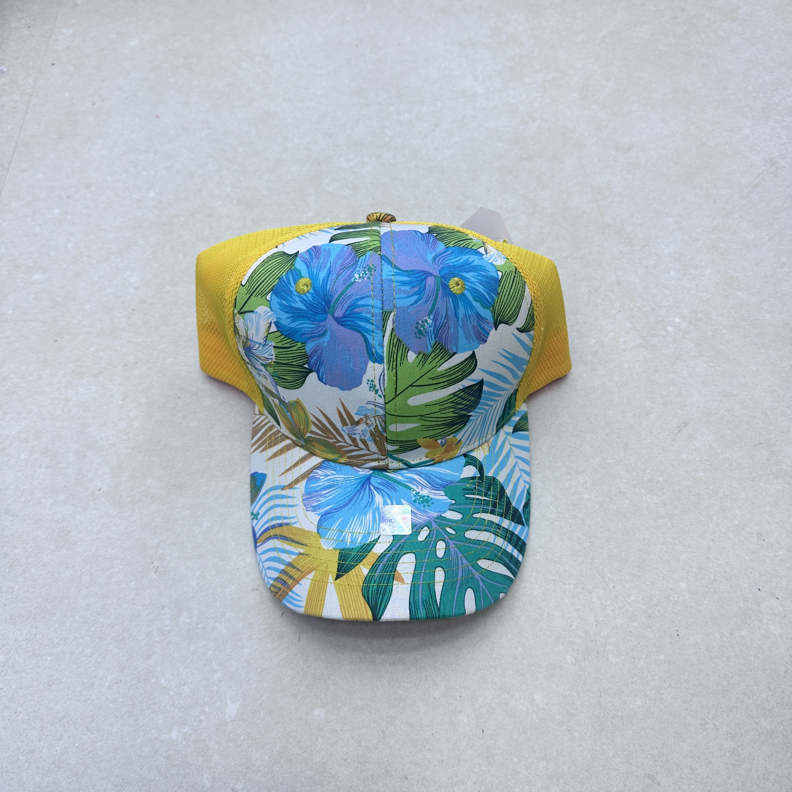 The new spring, summer and autumn hip-hop cap with mesh fabric three-dimensional embroidery and flat brim is a versatile Korean-style personalized baseball cap Specification image