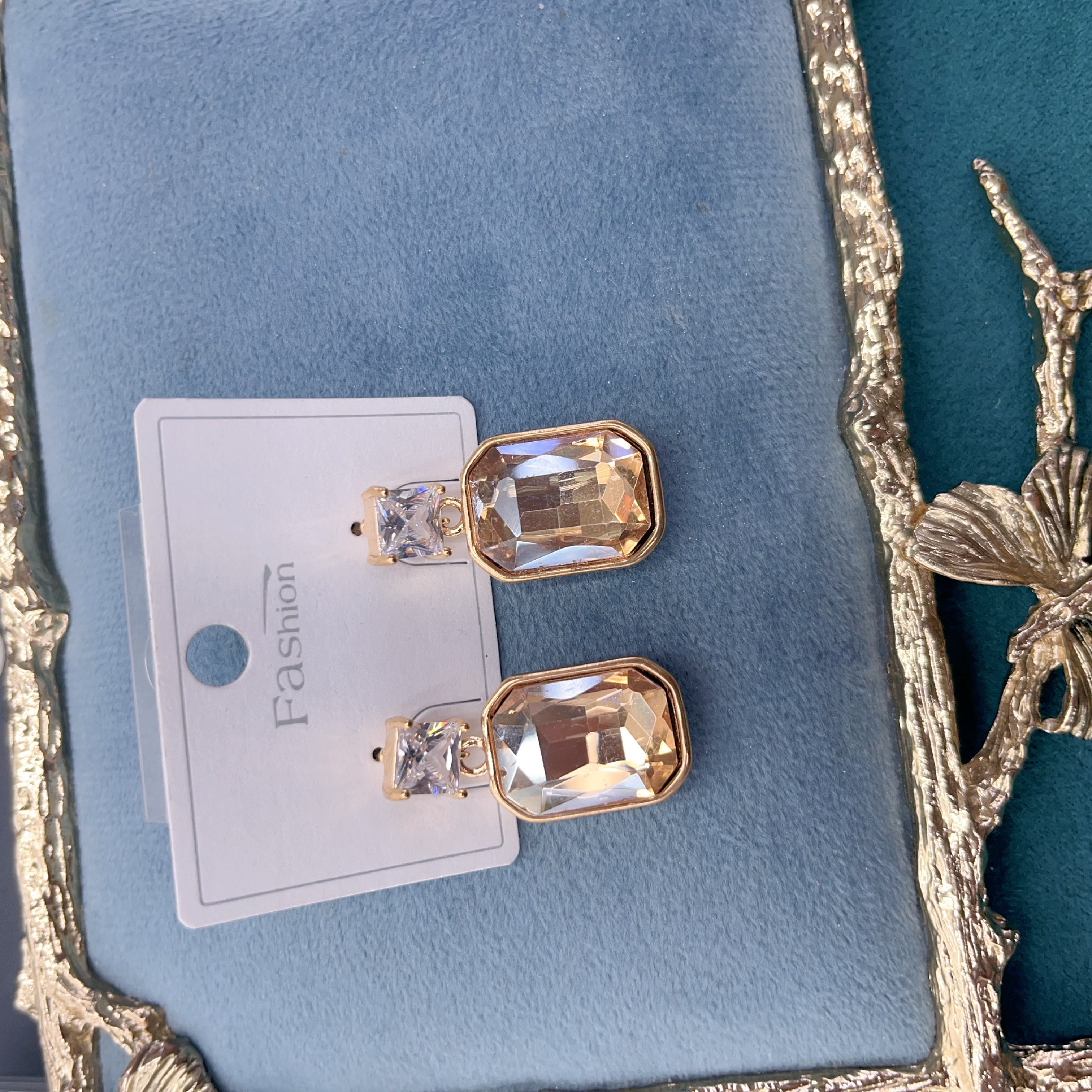 饰品/耳饰/耳环/烧焊锆石耳环/亚克力耳环白底实物图