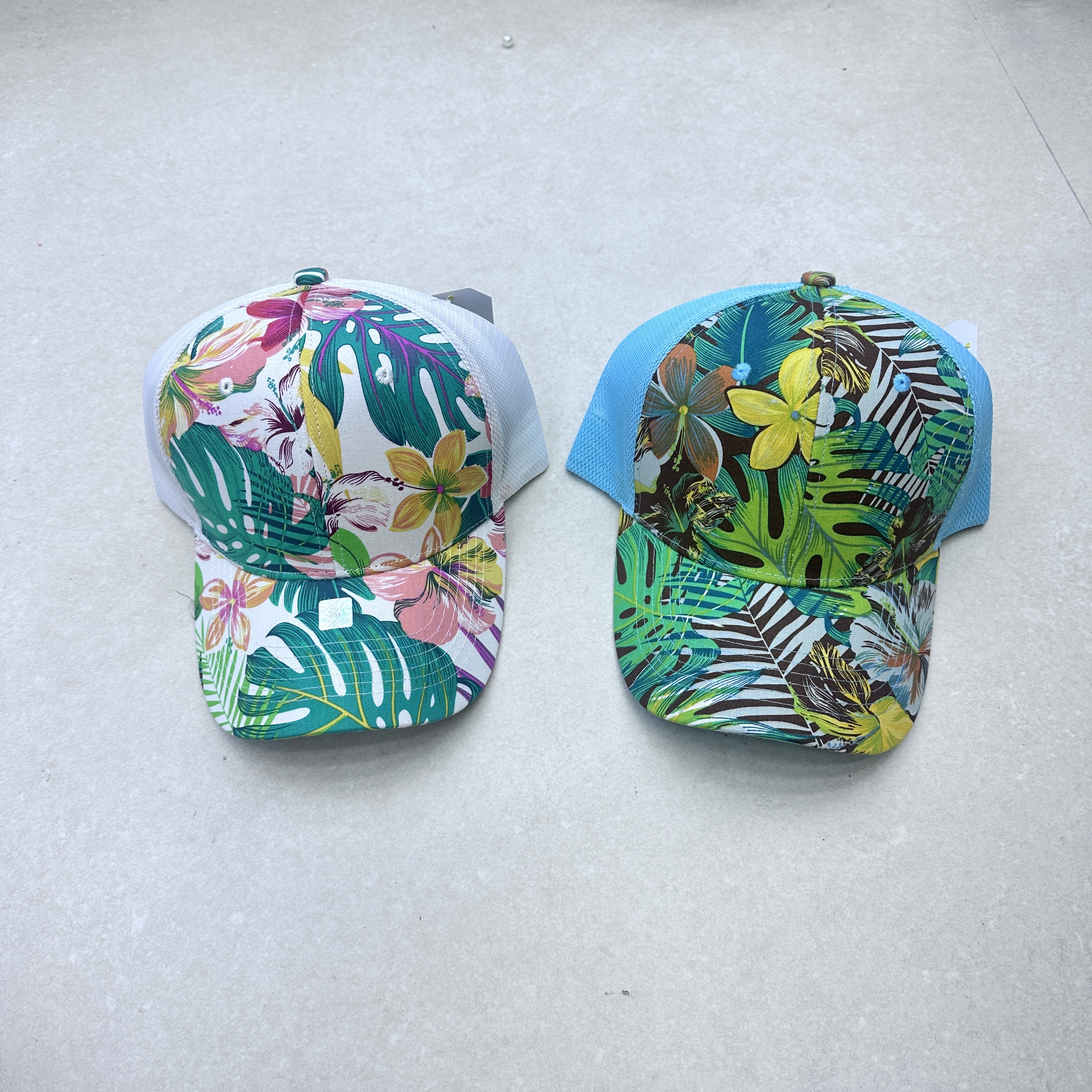 The new spring, summer and autumn hip-hop cap with mesh fabric three-dimensional embroidery and flat brim is a versatile Korean-style personalized baseball cap Item Picture