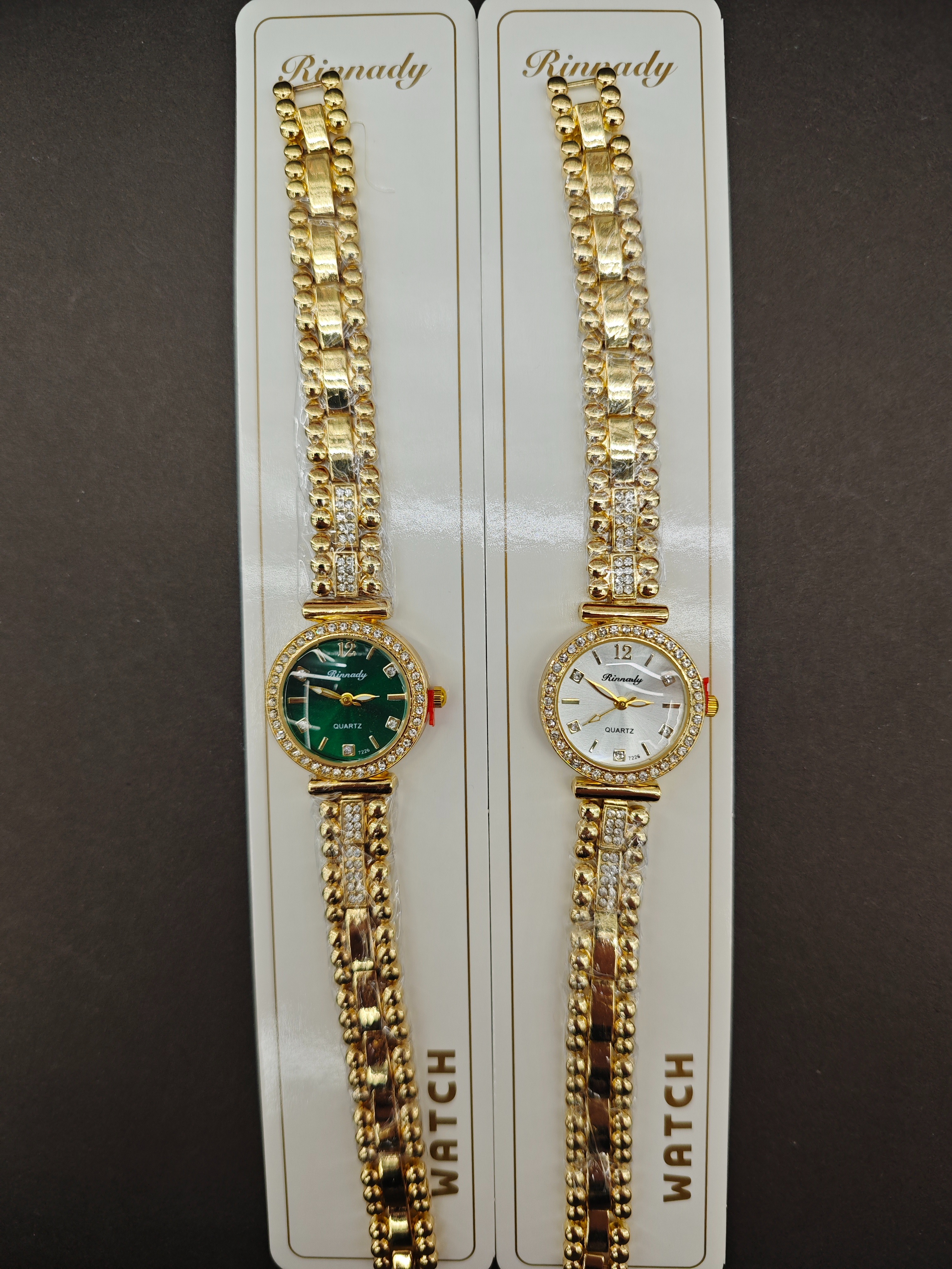 Watch manufacturer's diamond-encrusted gold, silver and quartz watches, waterproof for daily life, fashionable and trendy, classic design, couple clothing and accessory watches 11