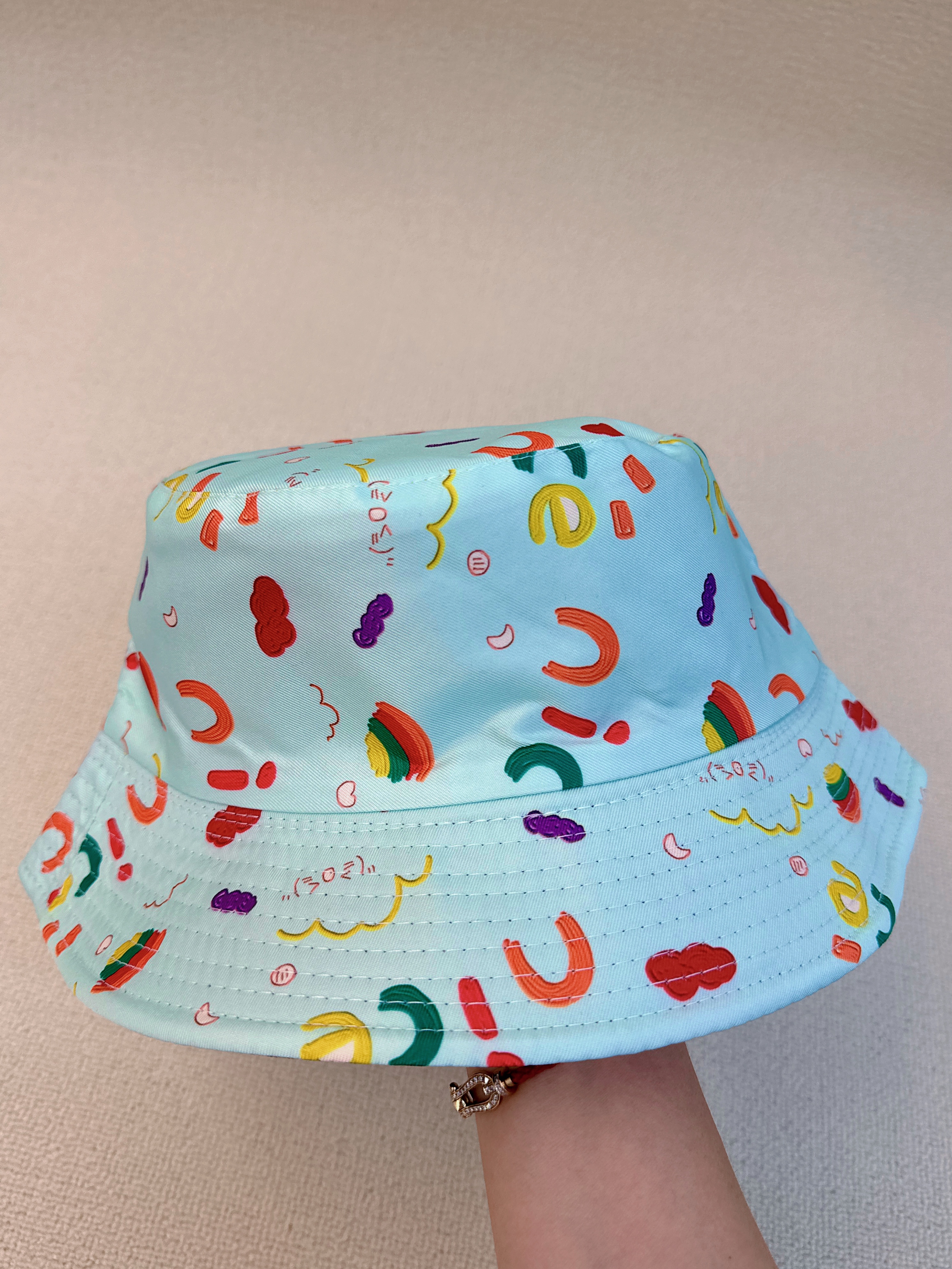 New spring and summer style, cute cartoon letters, unisex, fashionable and versatile, double-sided fisherman's hat, outdoor sun protection and shade, cool and portable hat, adult style Specification drawing