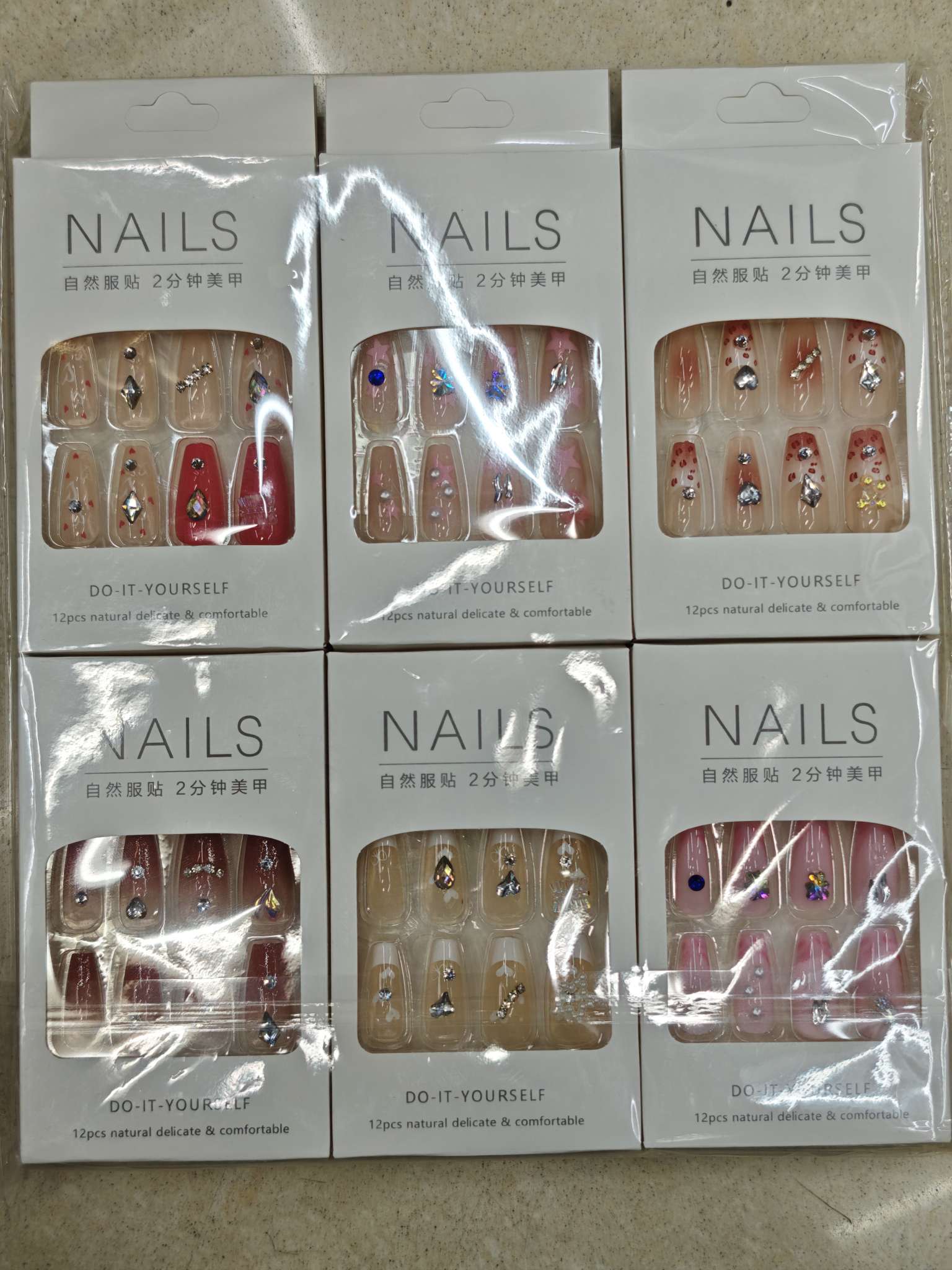 美容护肤彩妆美甲产品穿戴甲浮雕贴纸美甲片甲贴纸款式多样时尚便捷图