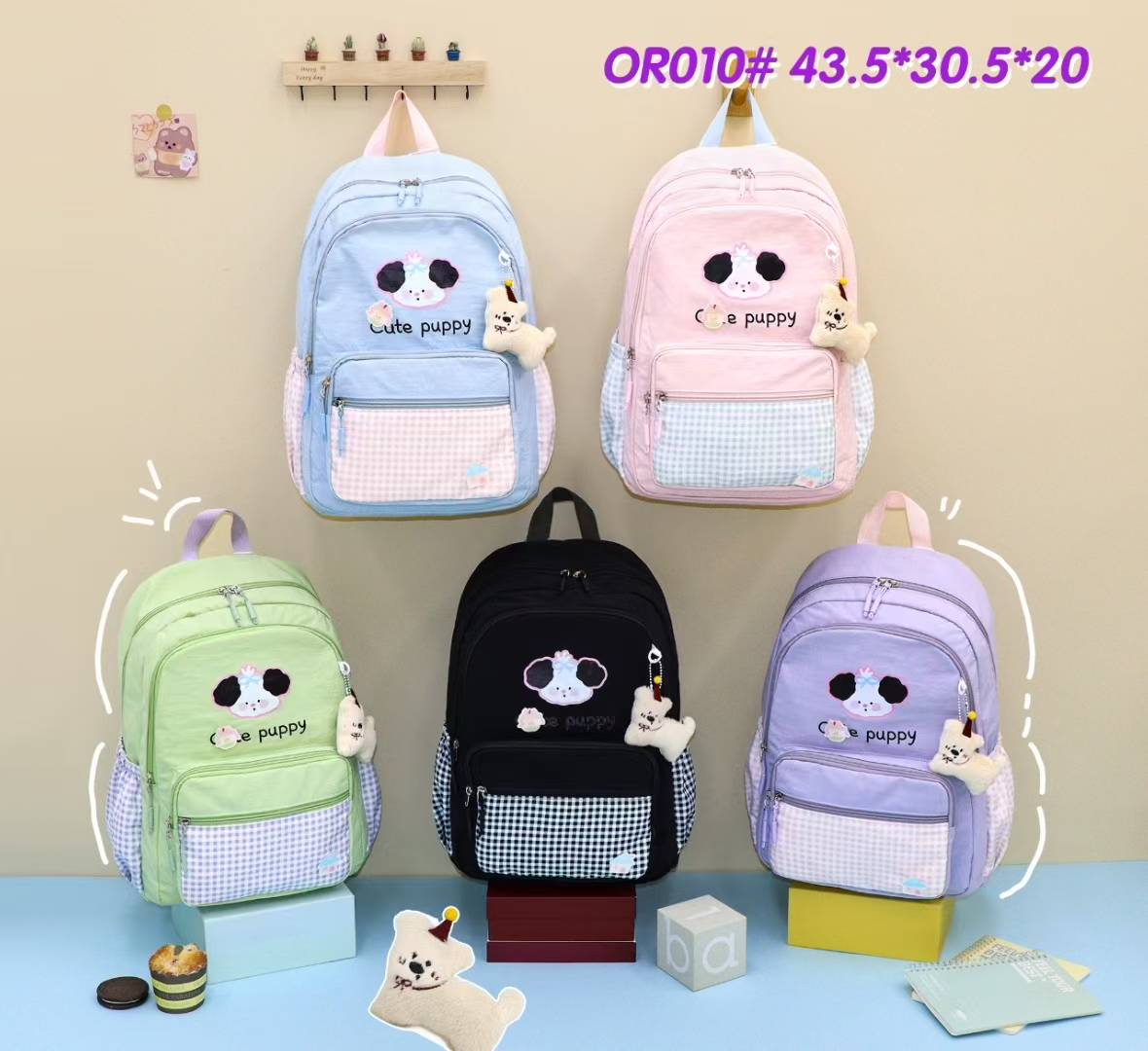 The boy's junior high school backpack is lightweight. College, senior high school, junior high school and primary school students have a velvet fabric casual bag, which is waterproof. The student schoolbag is a backpack details Picture