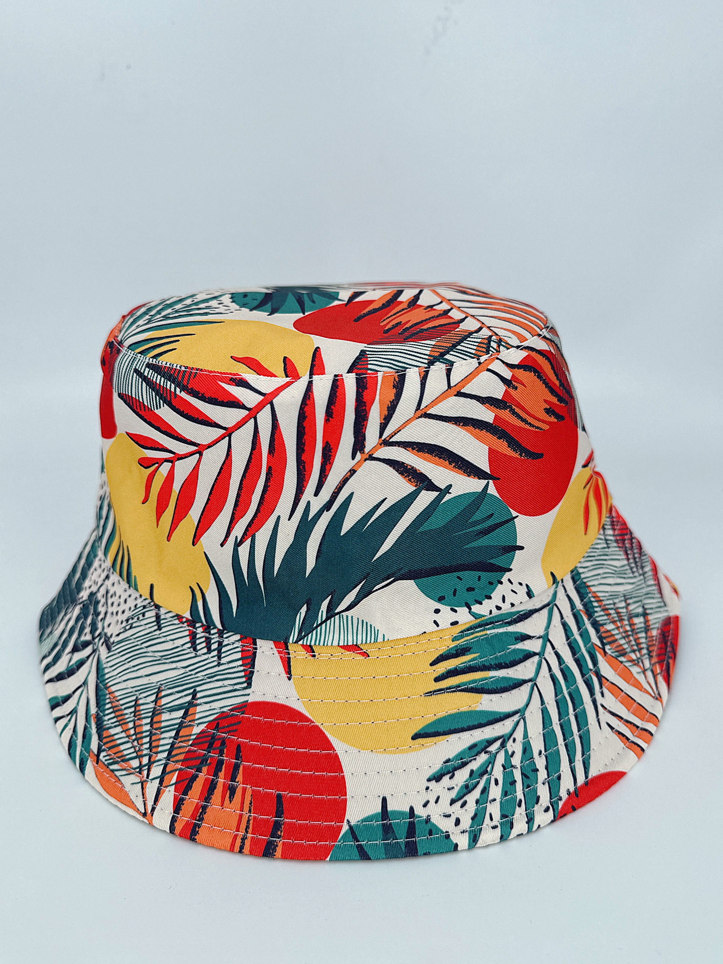 Spring and summer cross-border bestsellers: Irregular maple leaf gradient graffiti double-sided fisherman hats for both men and women, fashionable and versatile outdoor sun protection and shade, cool and portable hats for adults Item Picture