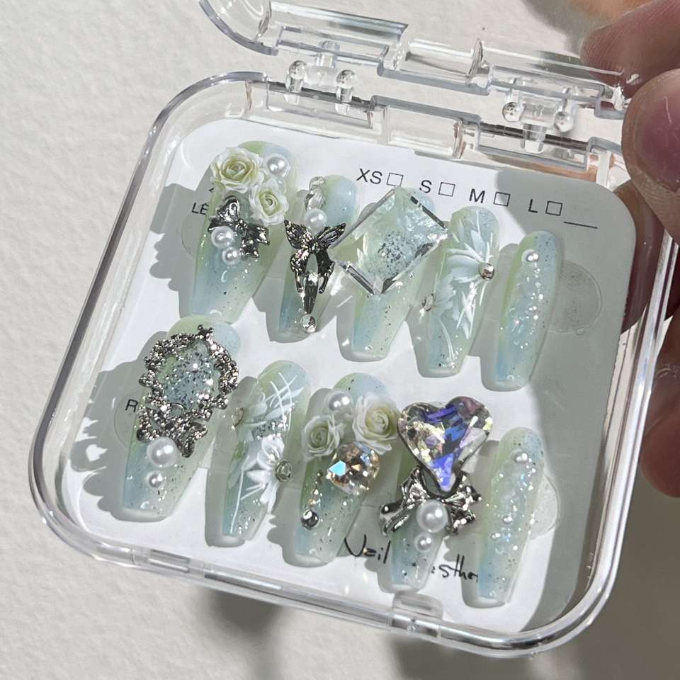 清醒梦境 纯手工穿戴甲冰透裸色纯欲风美甲贴片批发假指甲显白