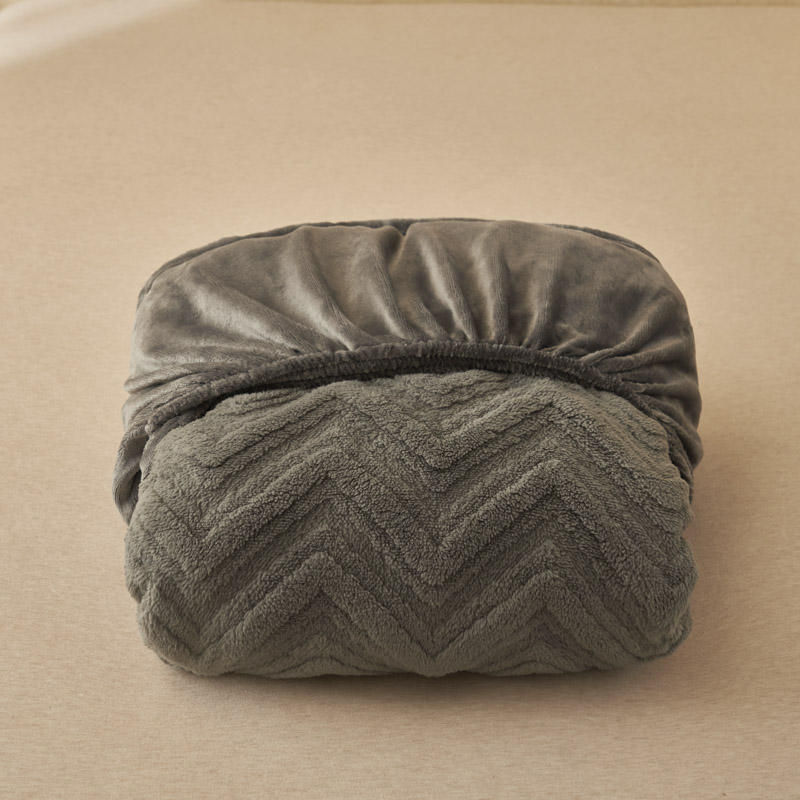 2025年新款舒棉绒塔芙绒三层提花保暖床笠外贸跨境源头工厂促销款详情4