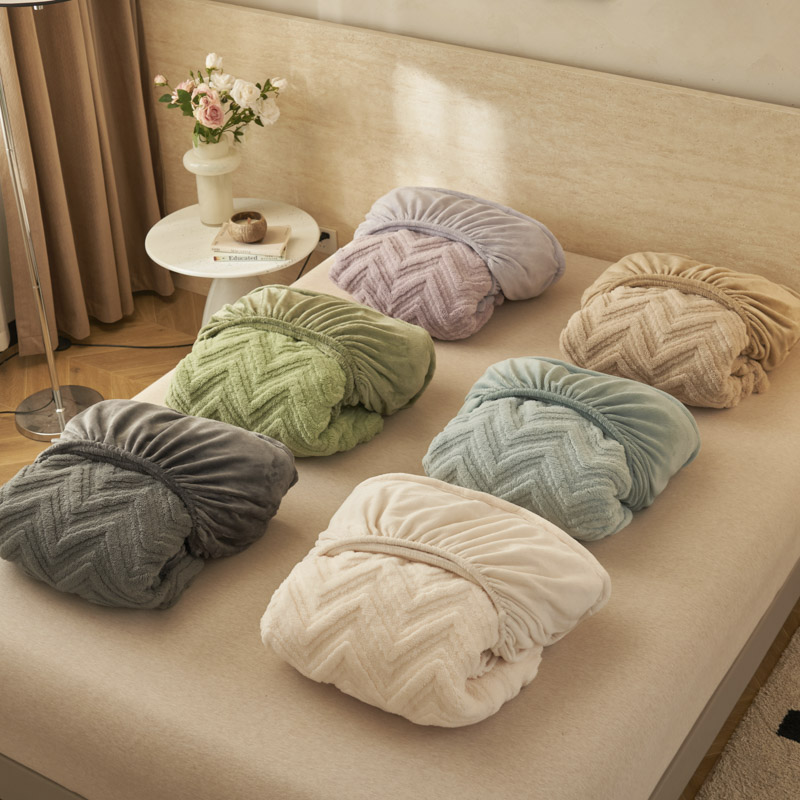 2025年新款舒棉绒塔芙绒三层提花保暖床笠外贸跨境源头工厂促销款详情2