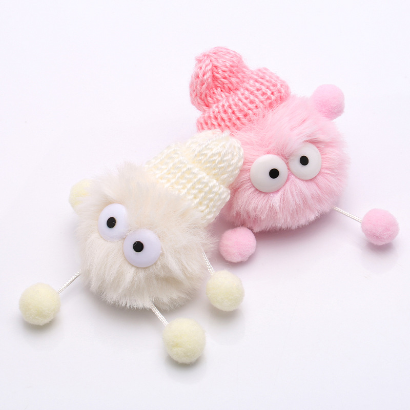 可爱小煤球胸针洞洞鞋鞋帽diy饰品毛绒玩偶配件个性毛球玩偶别针