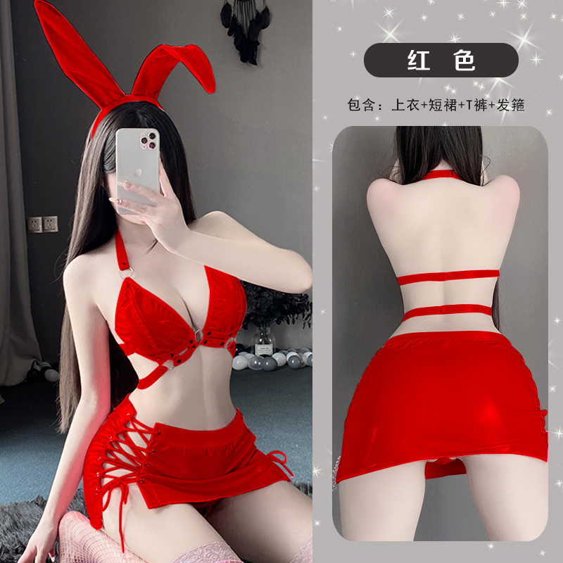 New hollowed-out thong lingerie set with a three-point sexy lace-up and a two-piece lingerie suit Item Picture